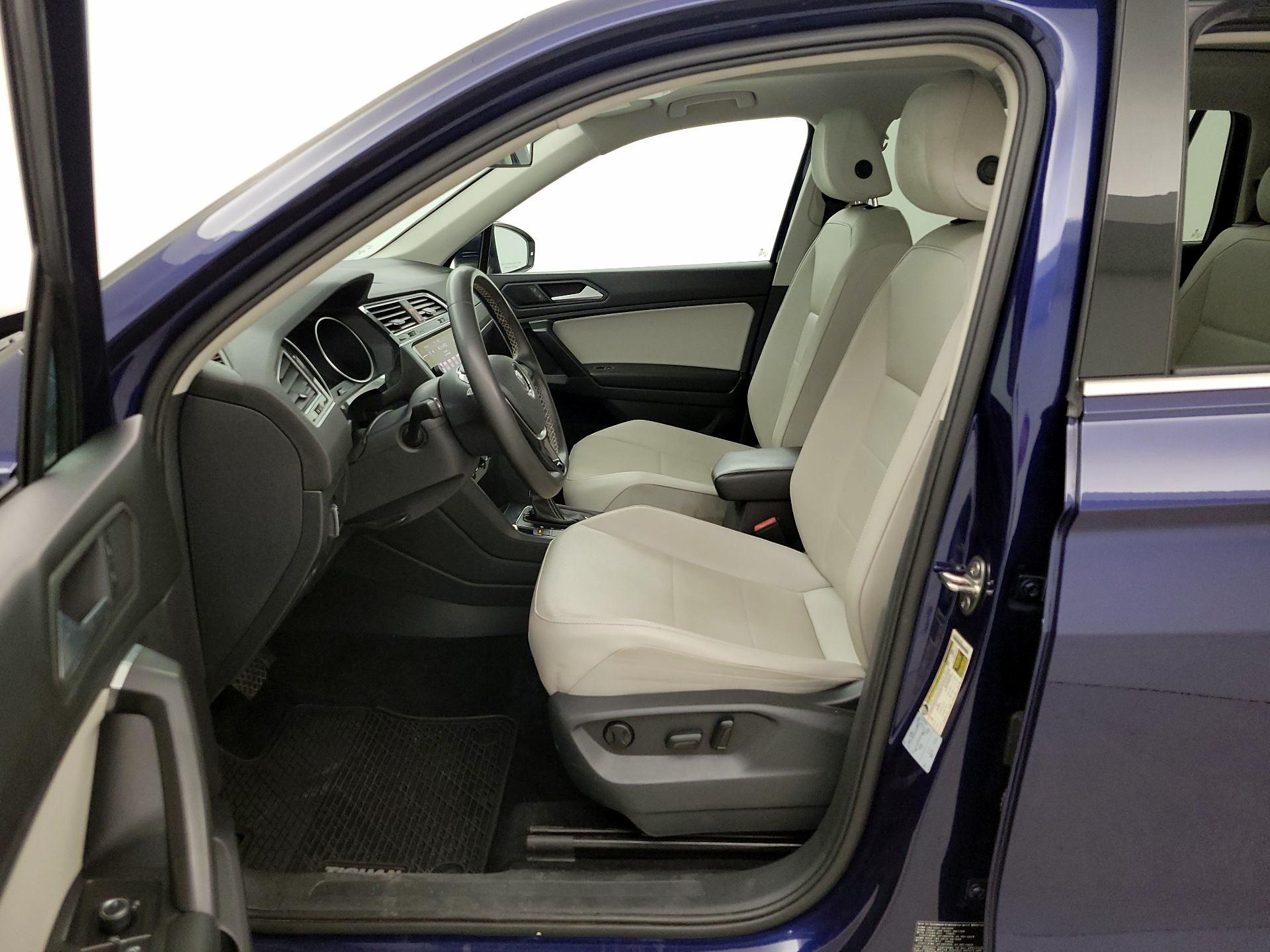 Thumbnail: 2021 Volkswagen Tiguan - 11
