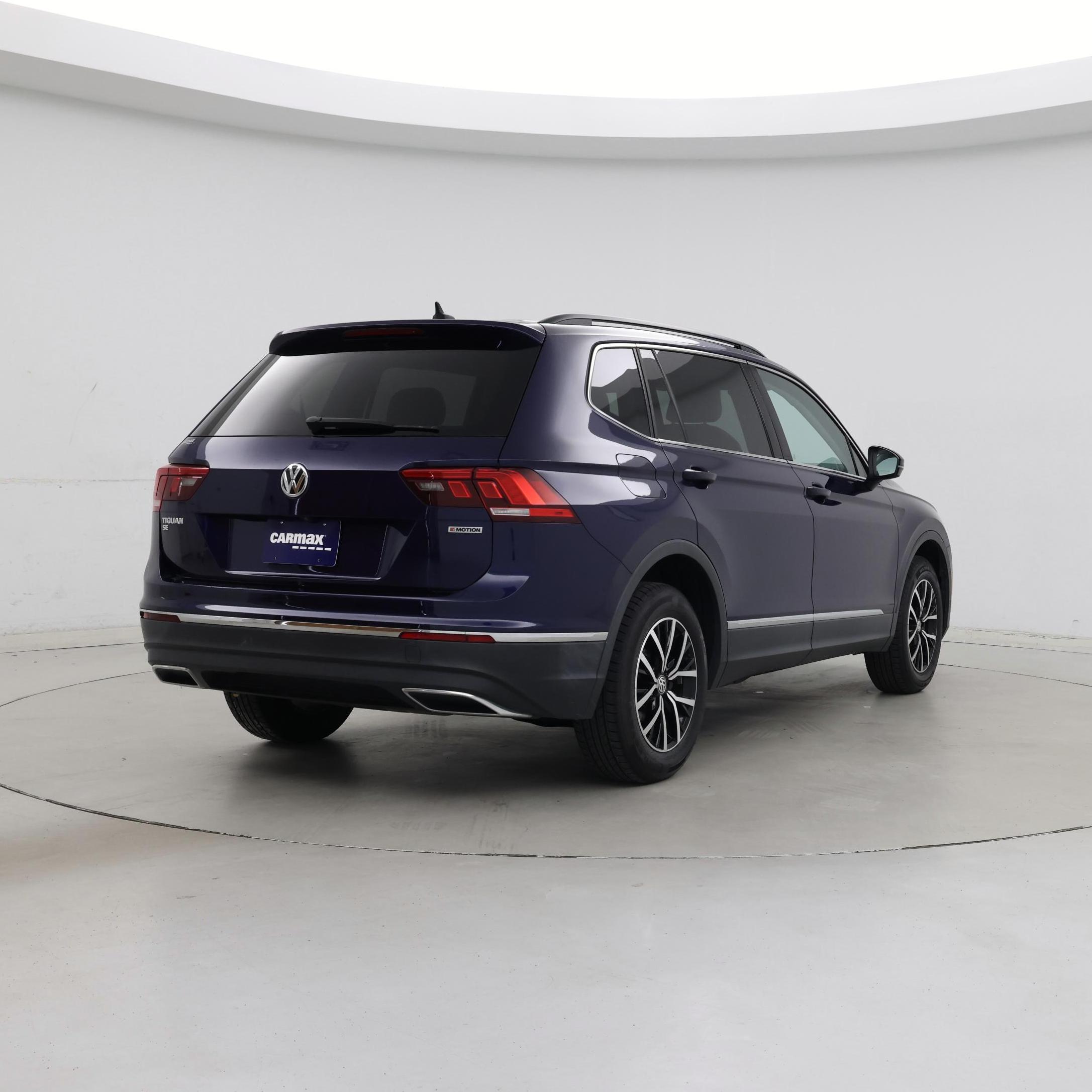 Thumbnail: 2021 Volkswagen Tiguan - 8