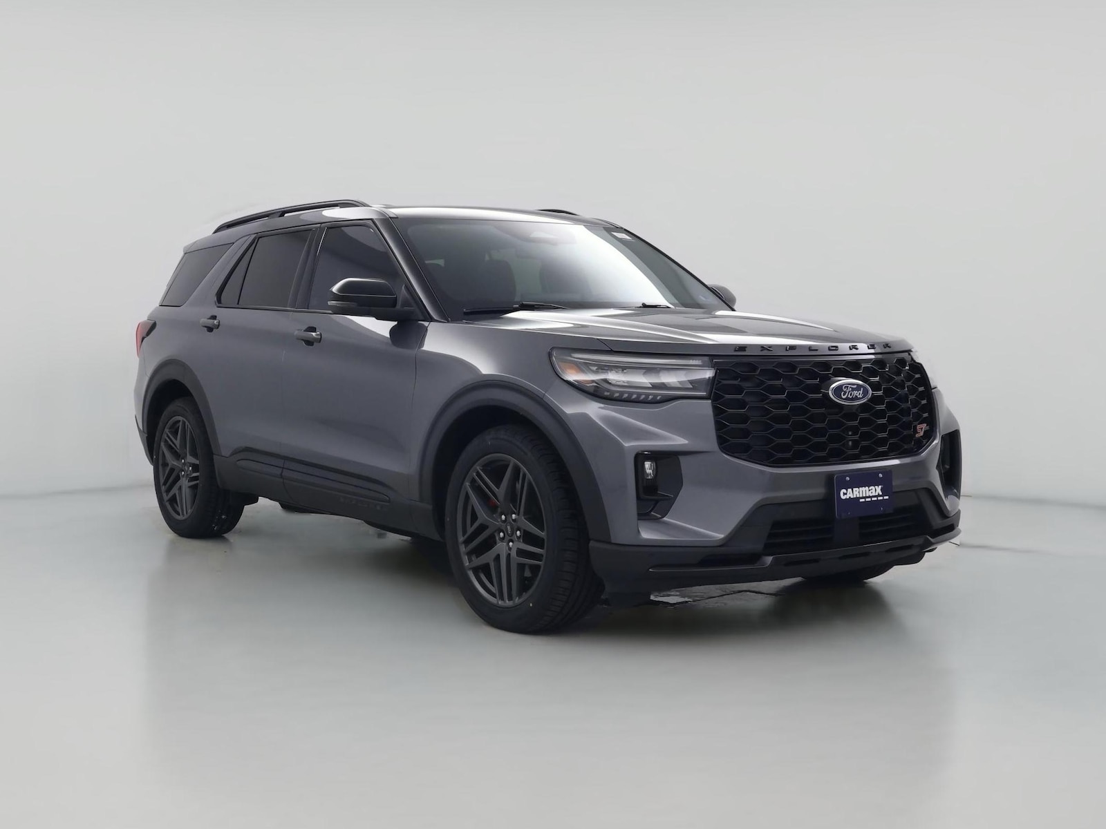 2025 Ford Explorer ST - Photo 1