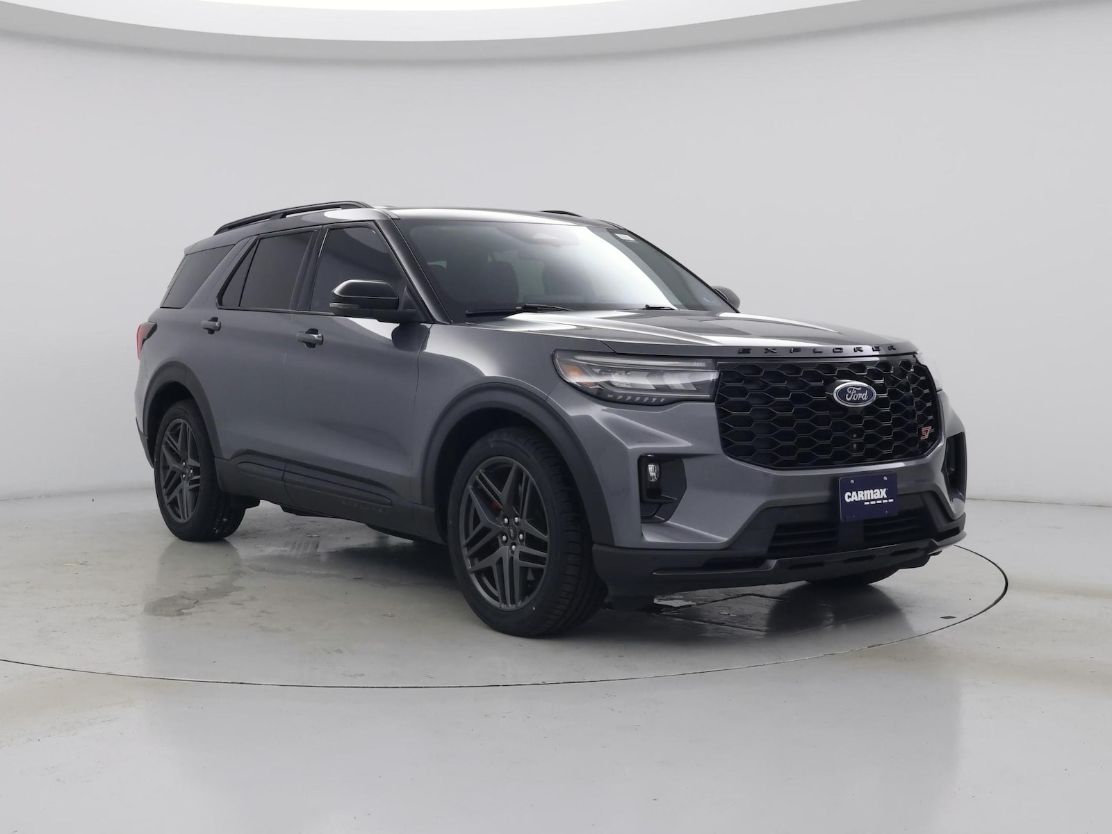 2025 Ford Explorer ST - Photo 2
