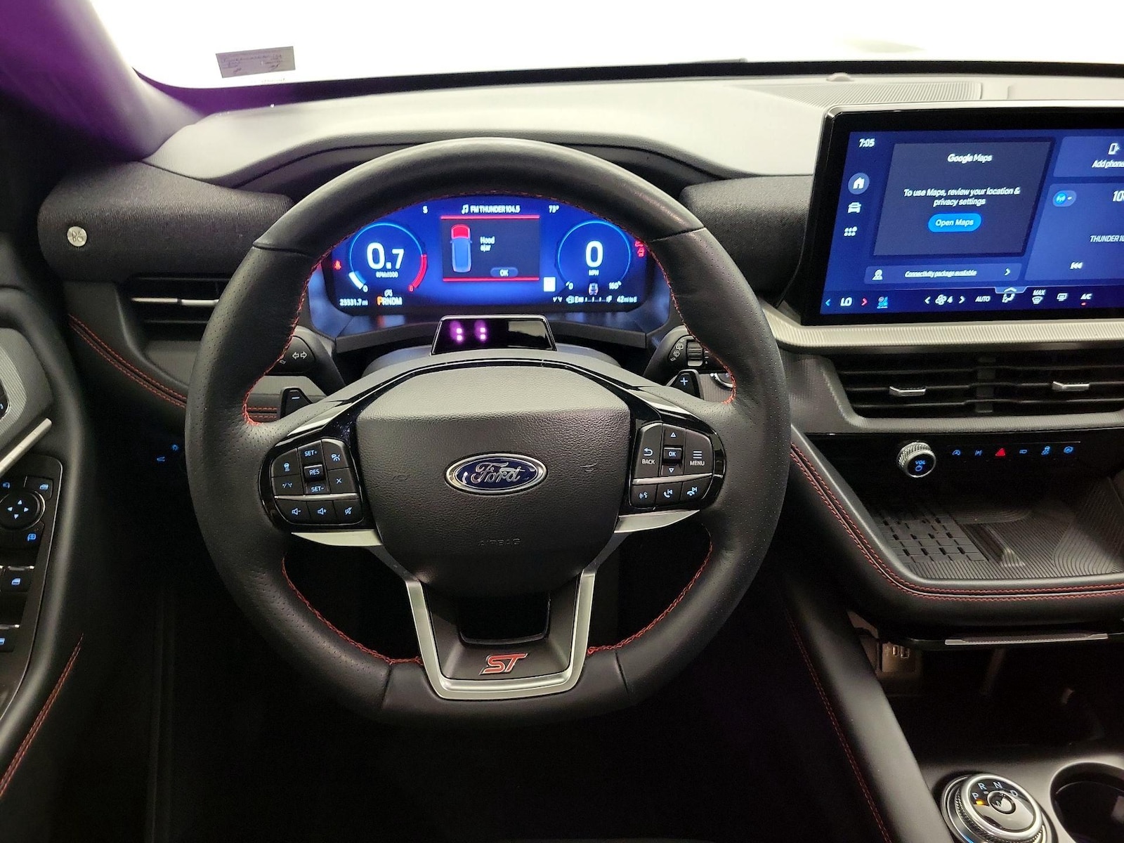 2025 Ford Explorer ST - Photo 11