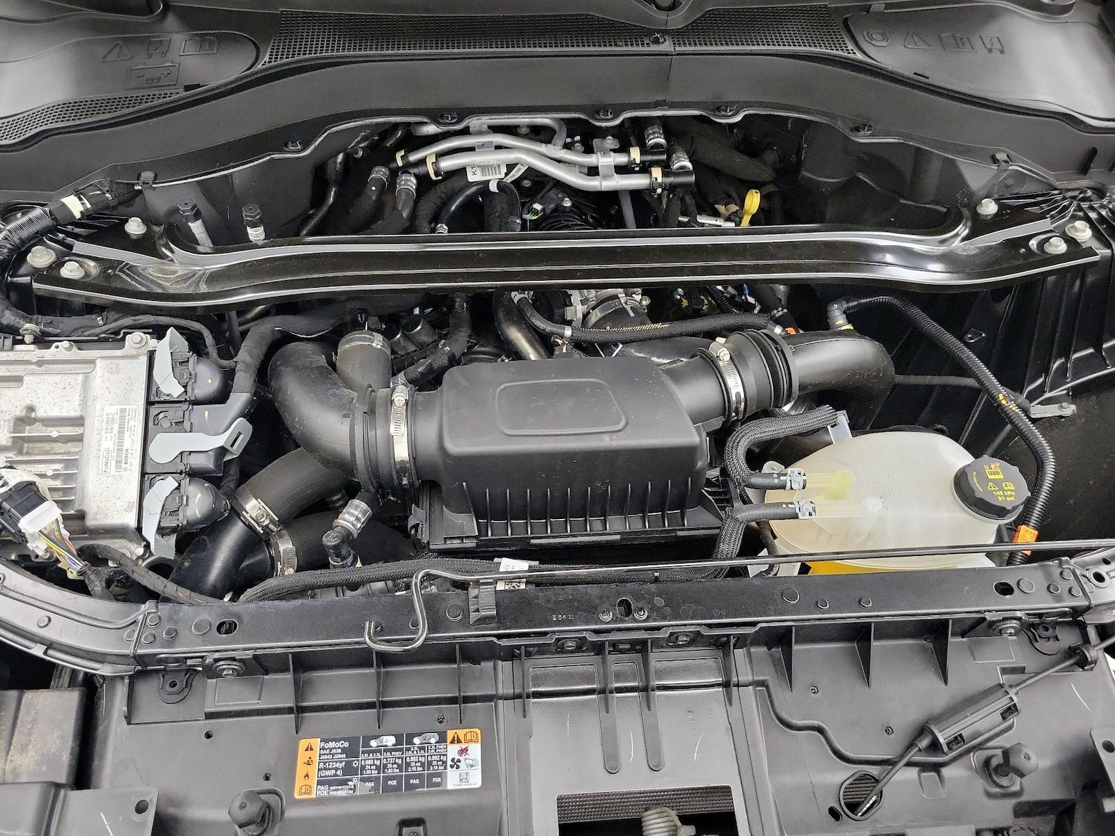 2025 Ford Explorer ST - Photo 25
