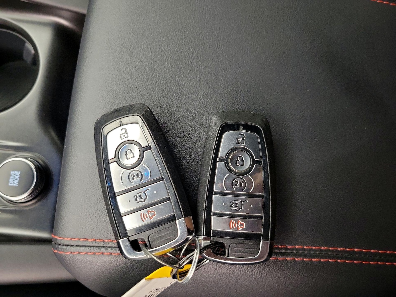 2025 Ford Explorer ST - Photo 26