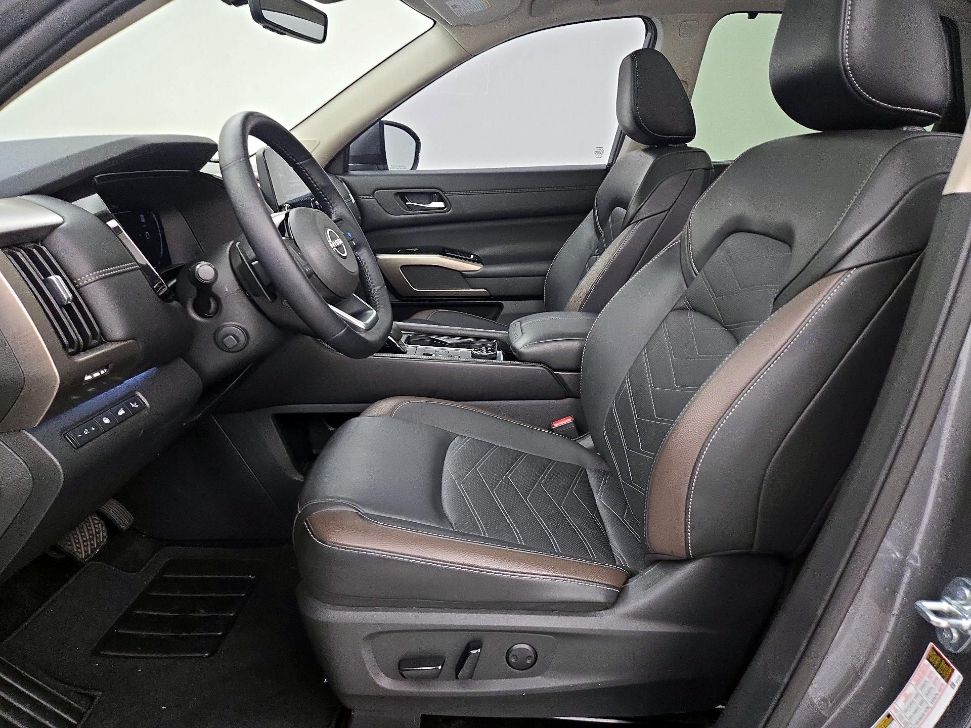 Thumbnail: 2024 Nissan Pathfinder - 11