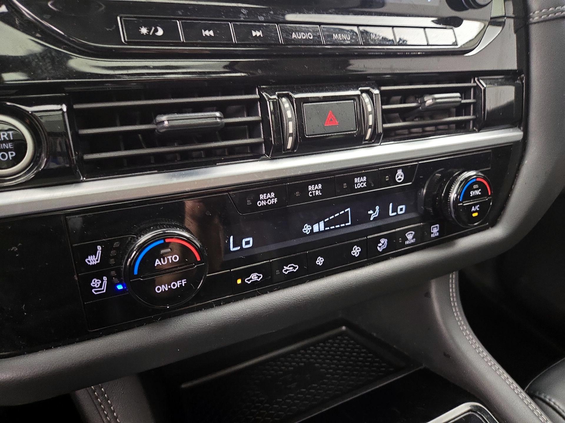 Thumbnail: 2024 Nissan Pathfinder - 17