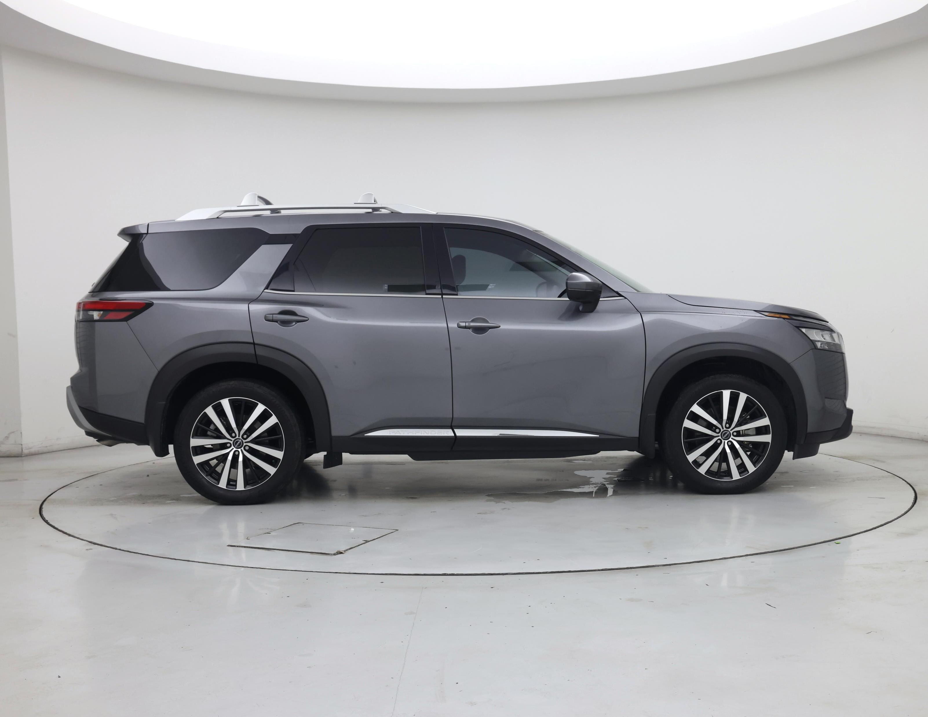 Thumbnail: 2024 Nissan Pathfinder - 7