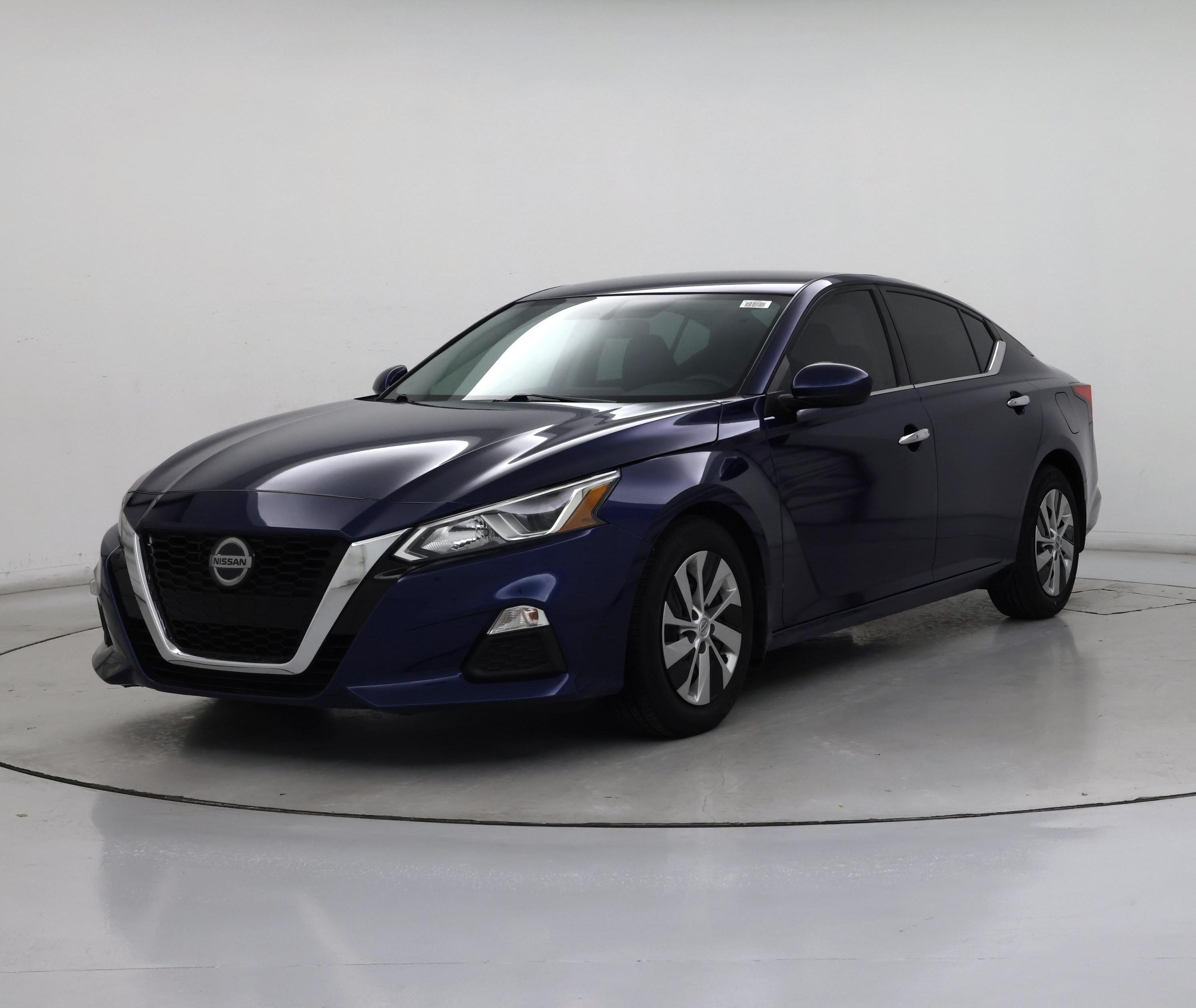 Thumbnail: 2020 Nissan Altima - 4