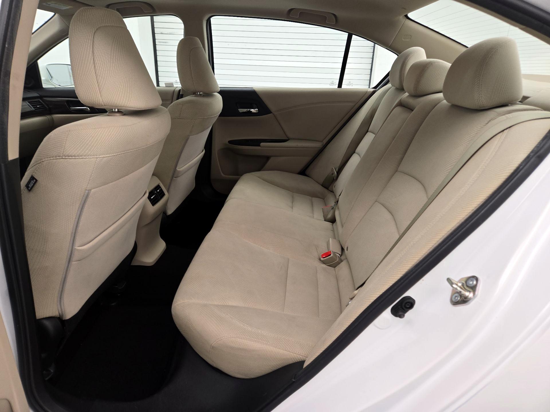 Thumbnail: 2016 Honda Accord - 18