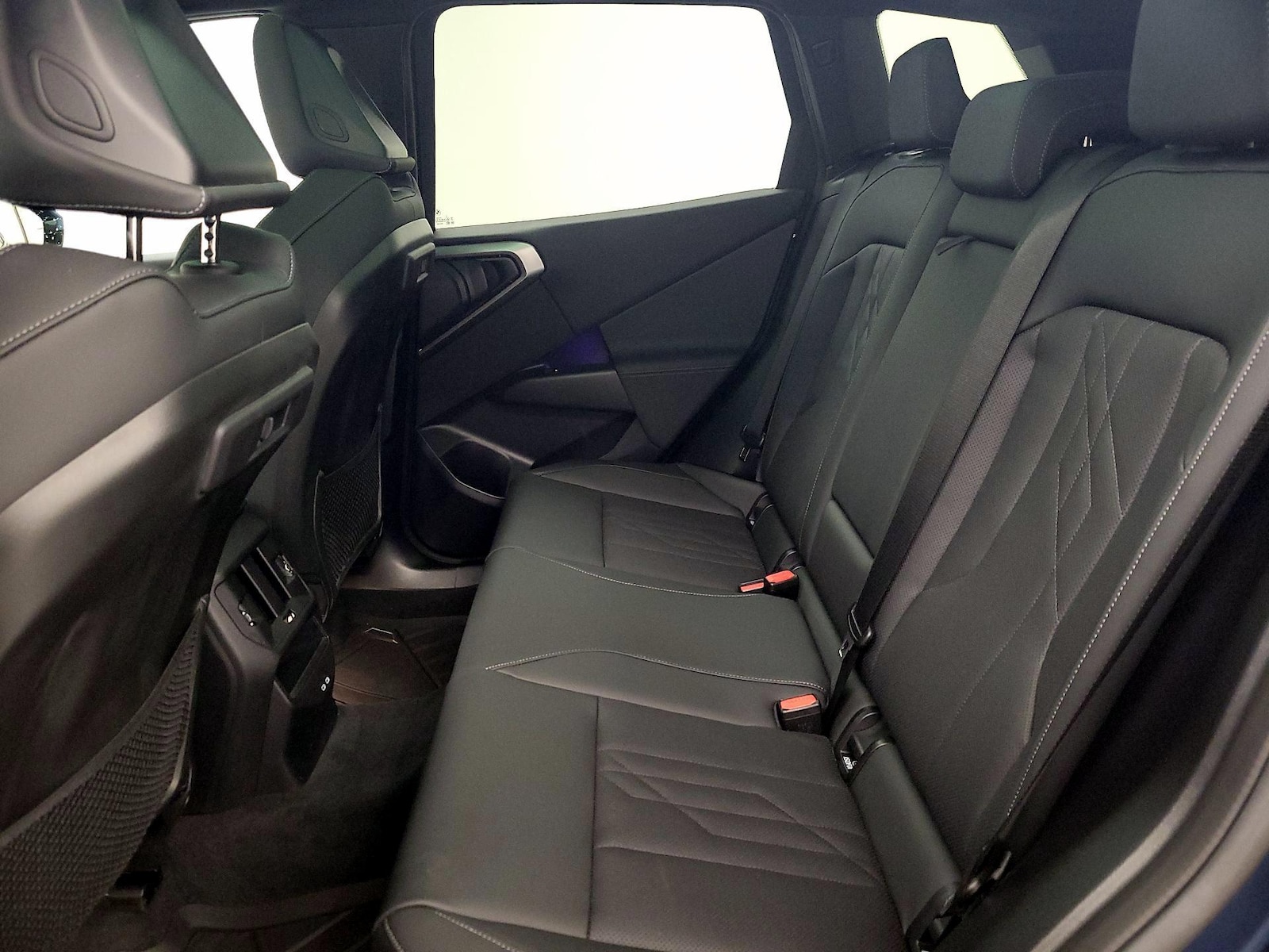 2025 BMW X3 30 - Photo 19