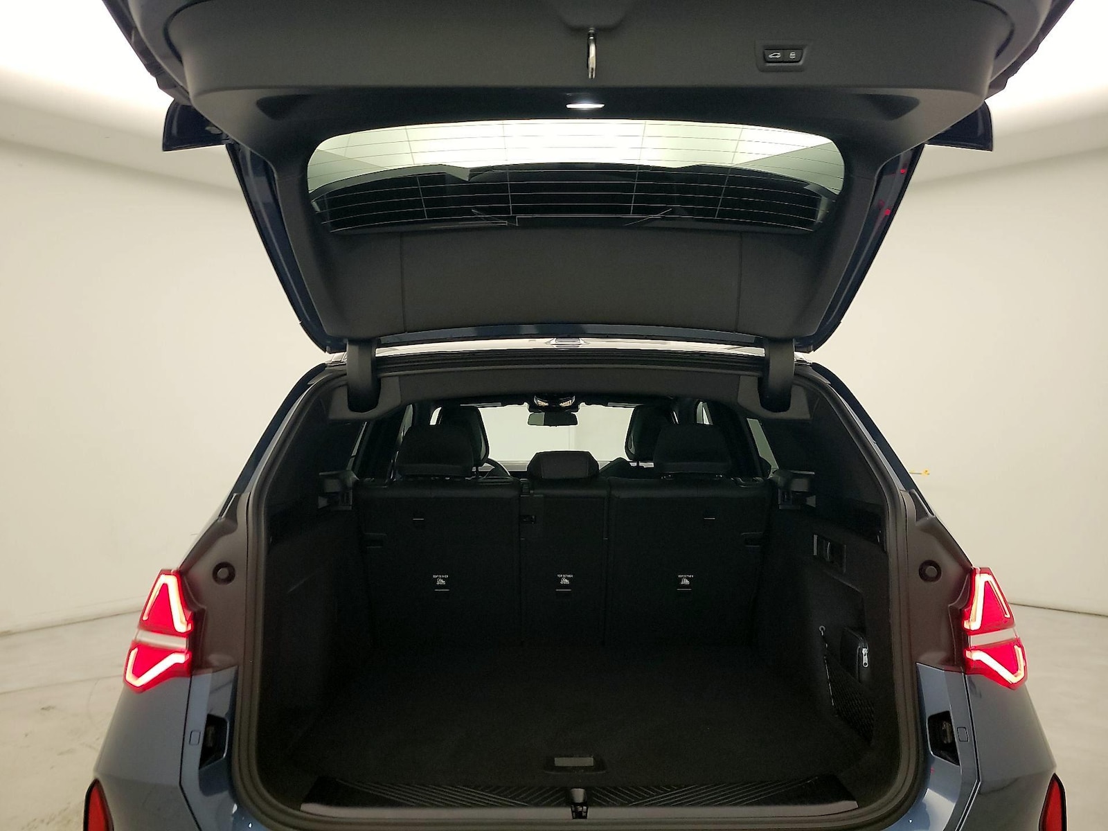 2025 BMW X3 30 - Photo 20