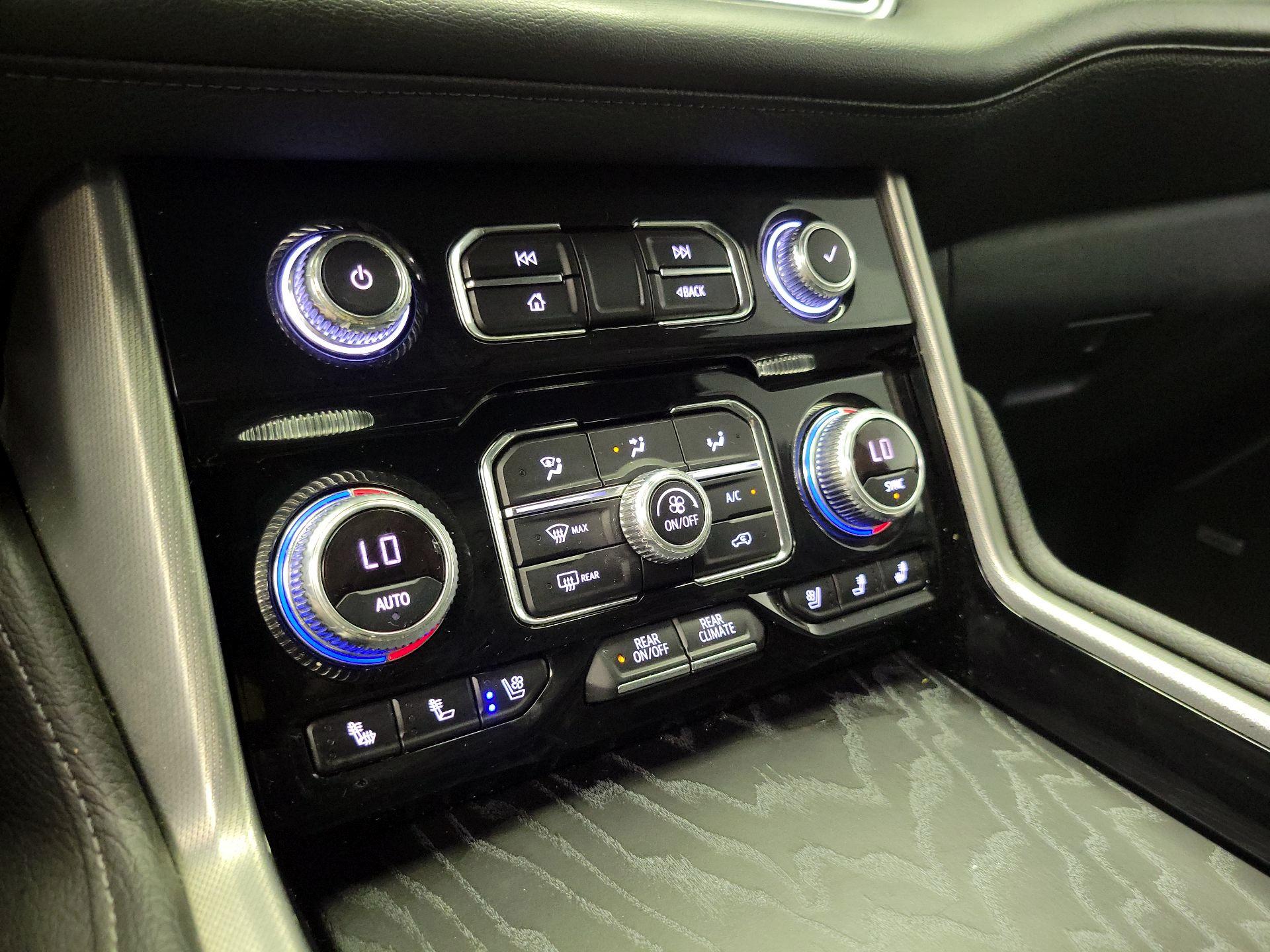 Thumbnail: 2022 GMC Yukon XL - 16