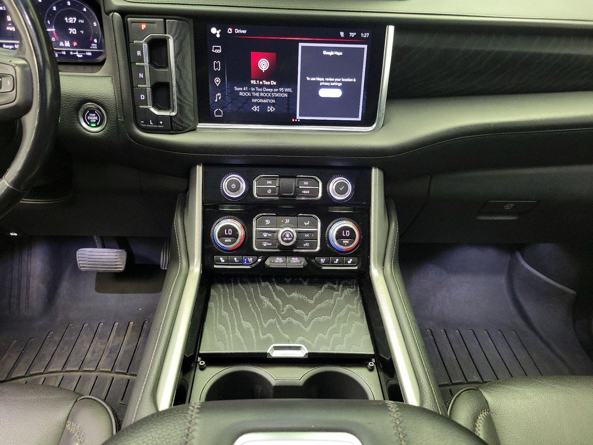 Thumbnail: 2022 GMC Yukon XL - 17