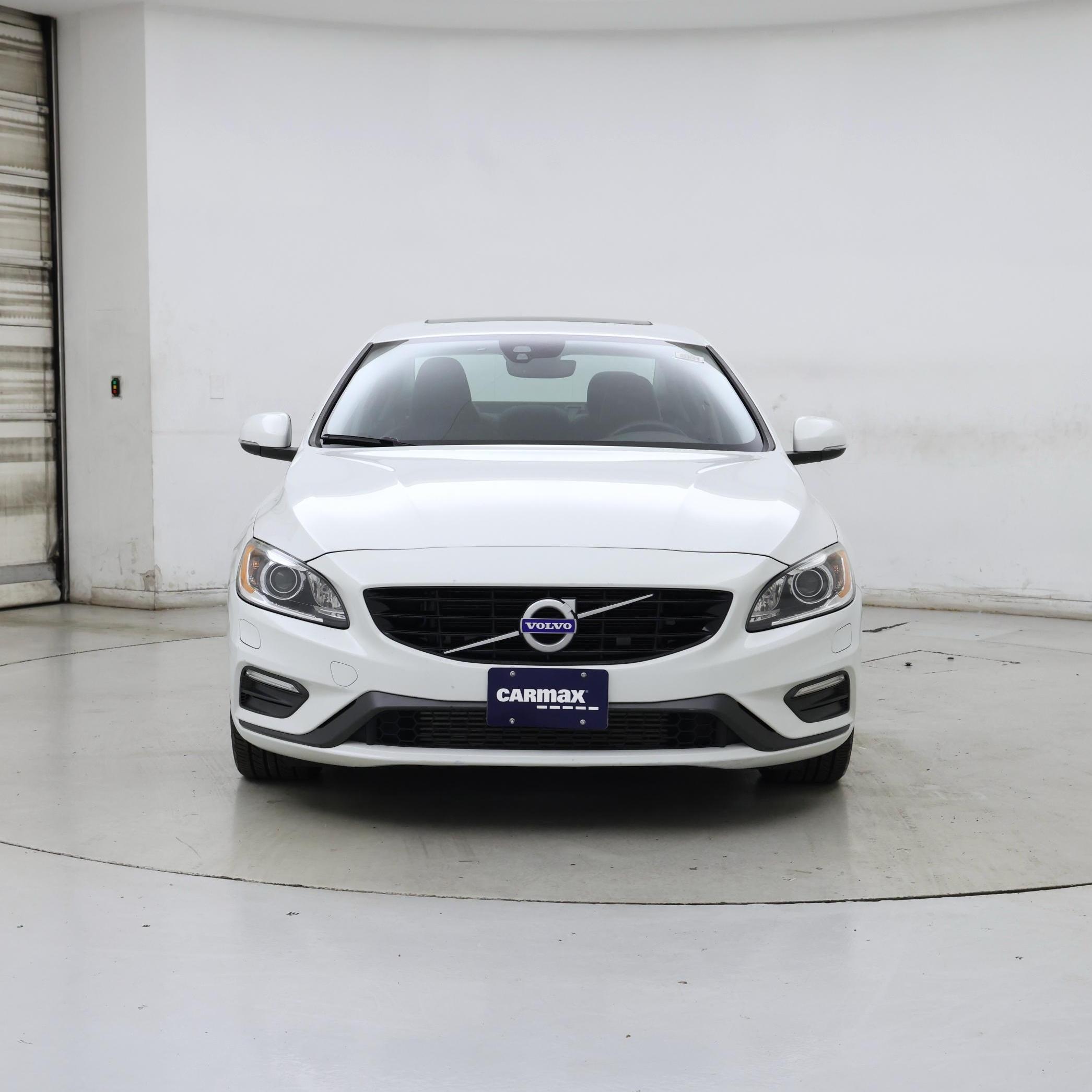 Thumbnail: 2017 Volvo S60 - 5