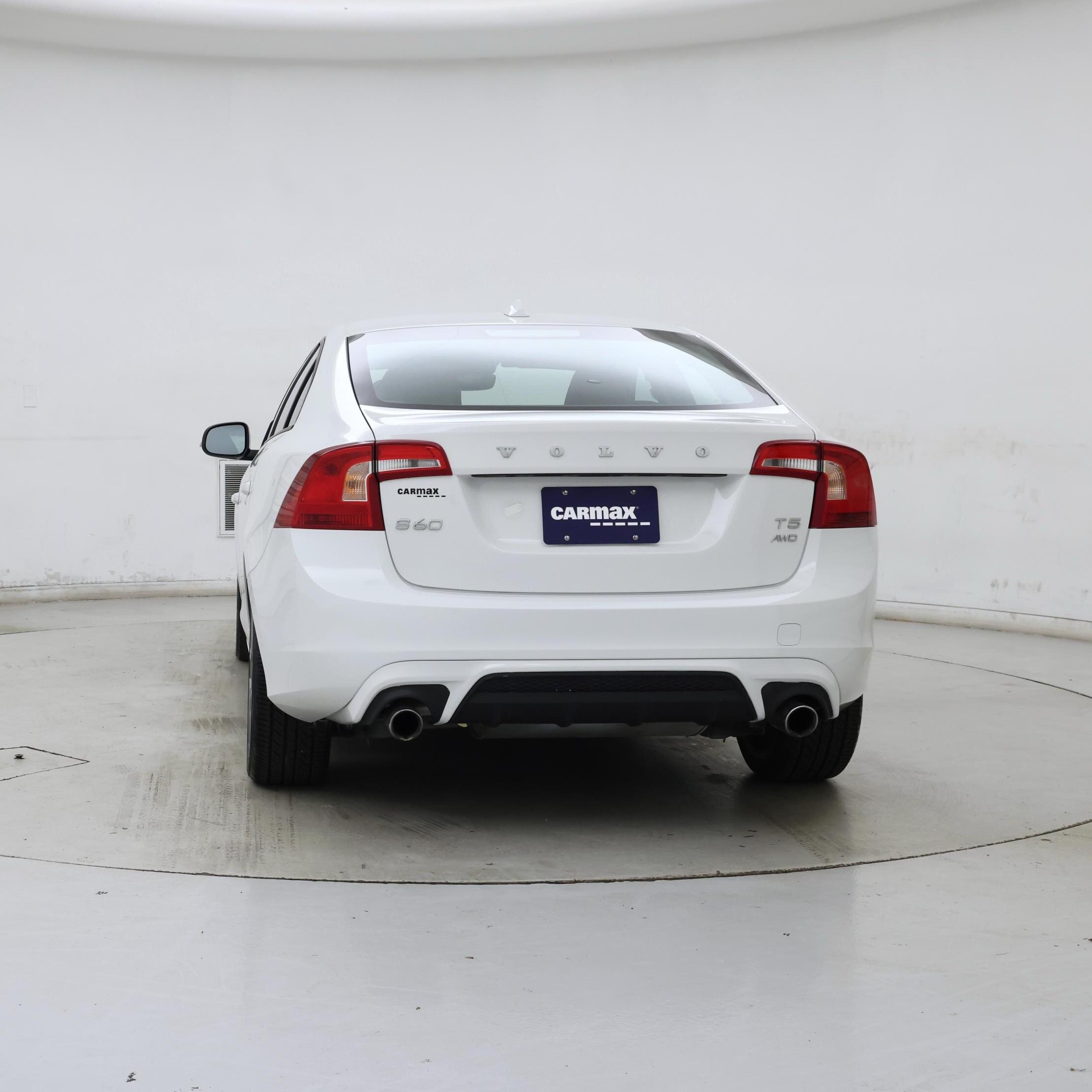 Thumbnail: 2017 Volvo S60 - 6