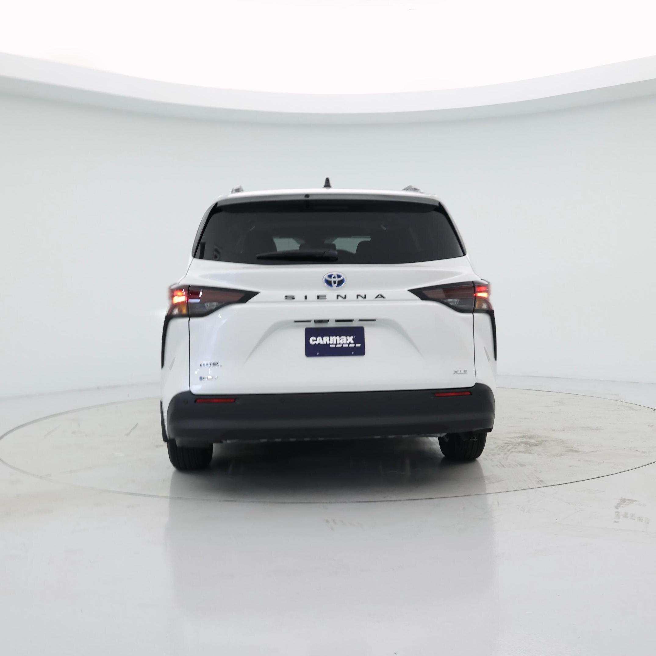 Thumbnail: 2025 Toyota Sienna - 6