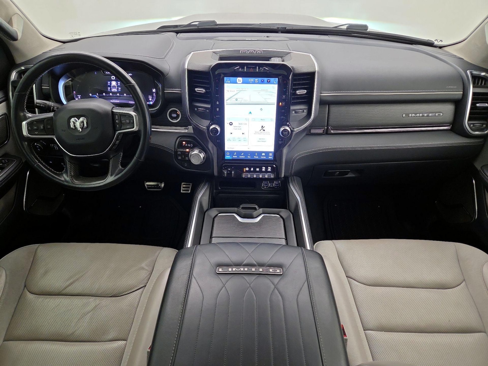 Apple CarPlay® & Android Auto™