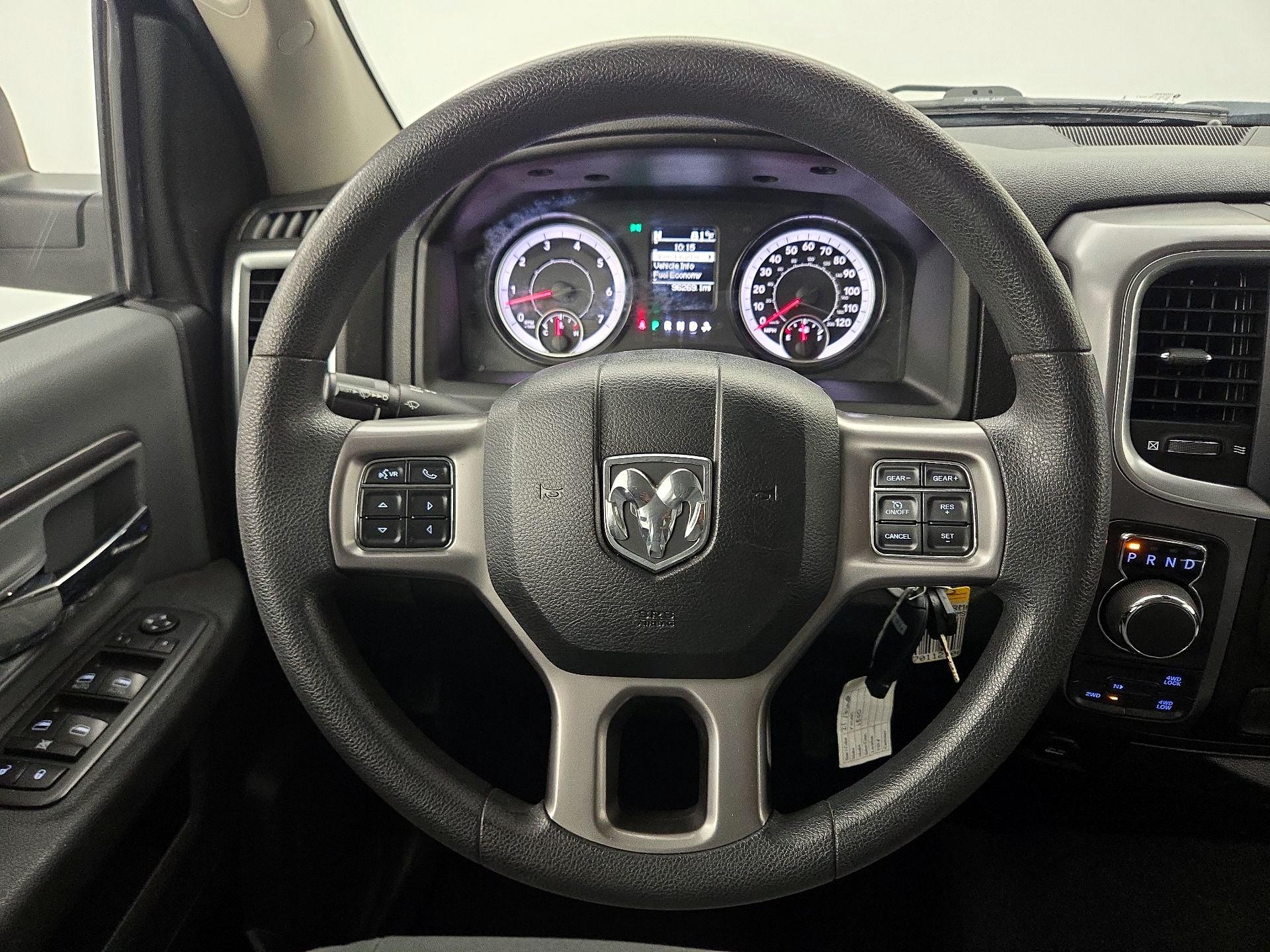 Thumbnail: 2021 RAM 1500 Classic - 10