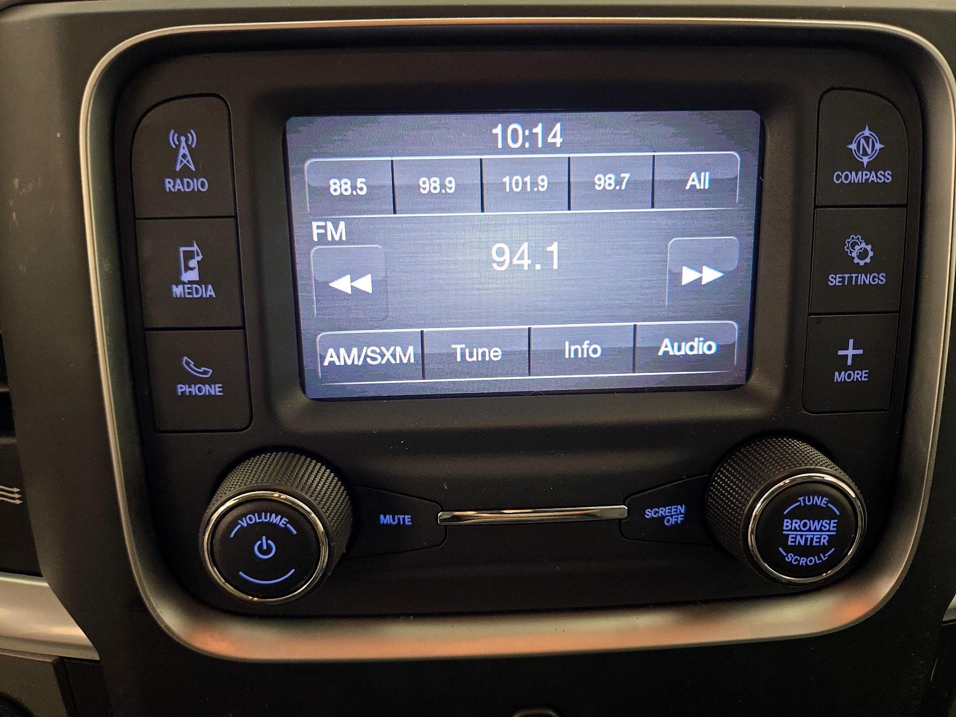 Thumbnail: 2021 RAM 1500 Classic - 15