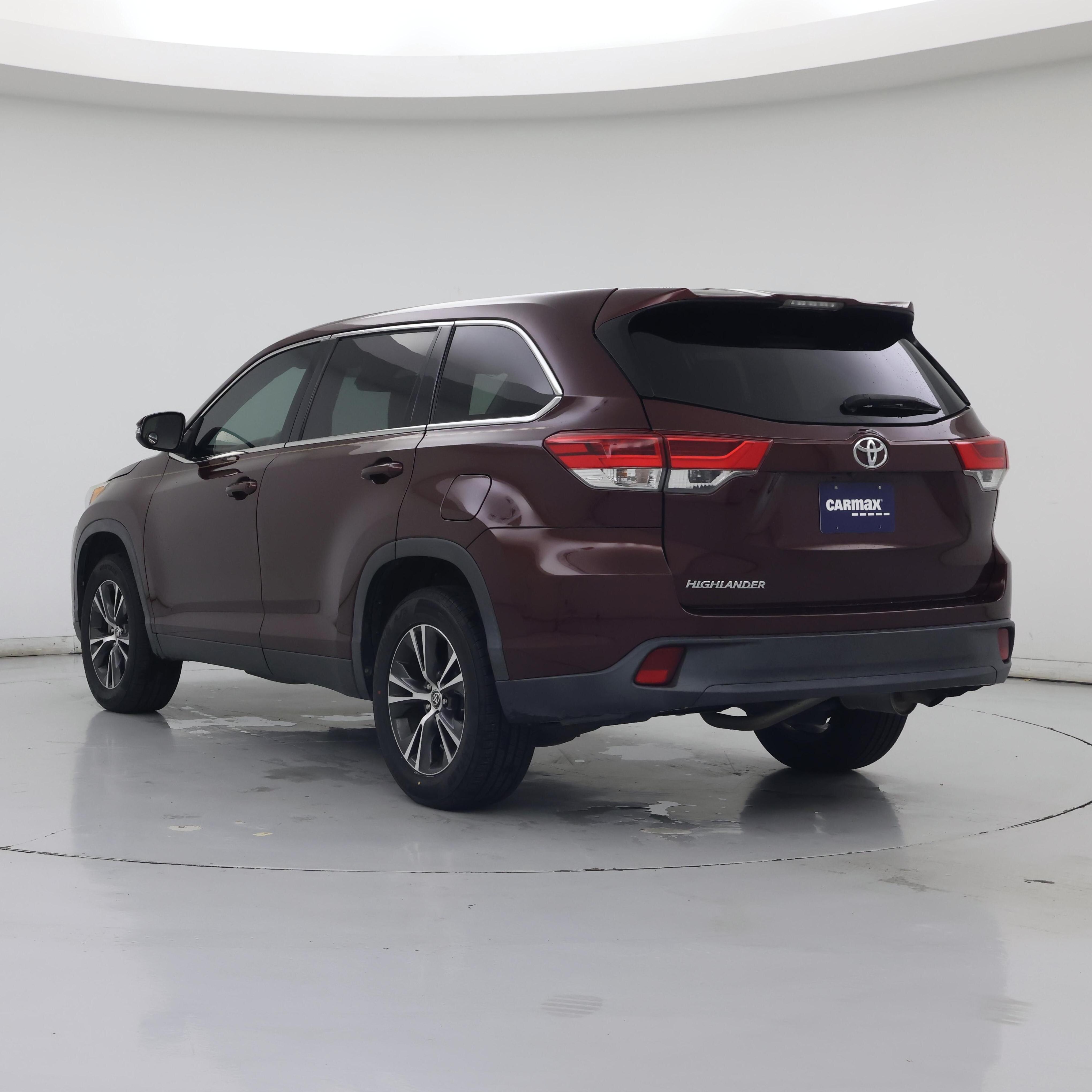 Thumbnail: 2019 Toyota Highlander - 2
