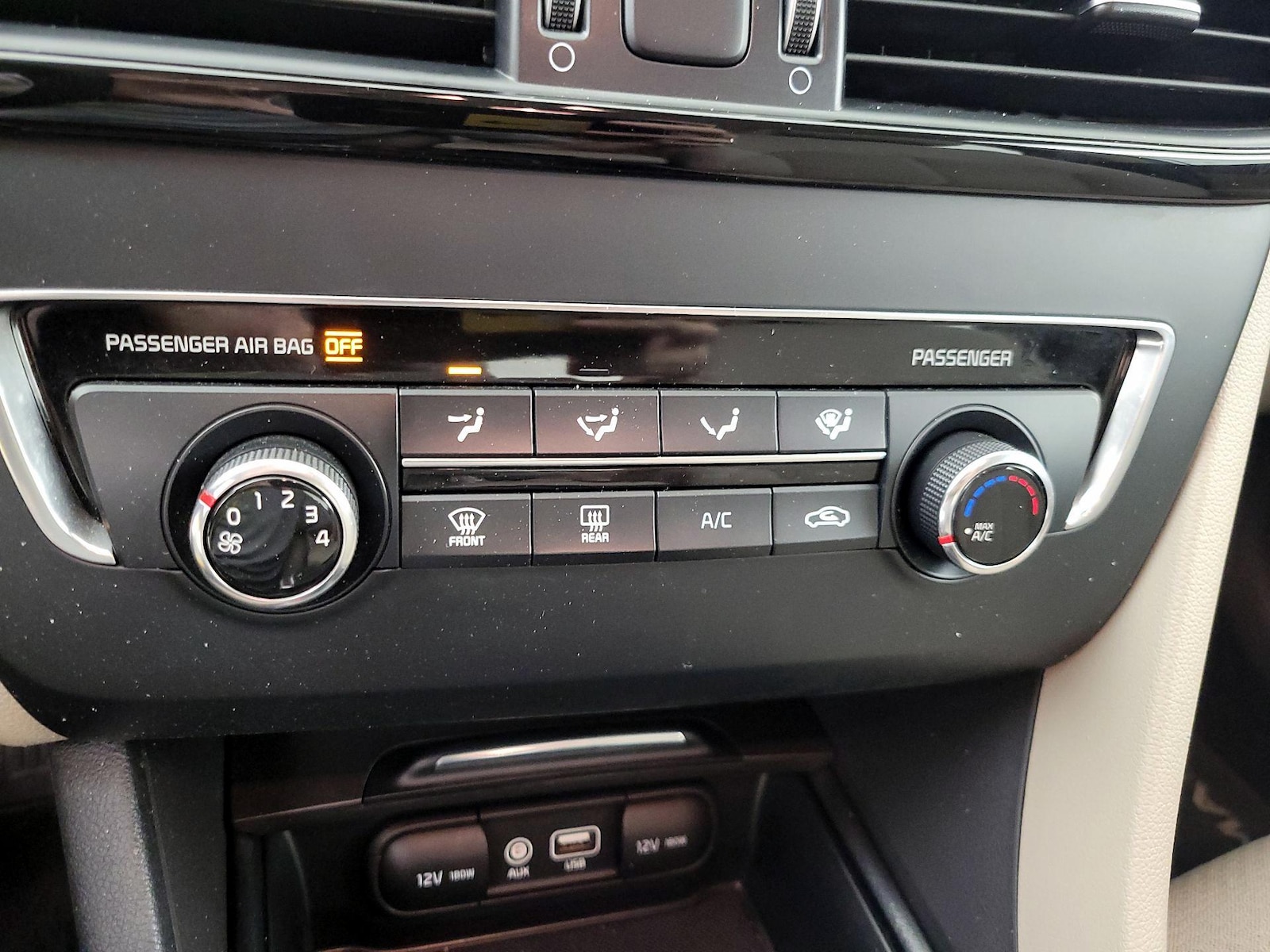 2016 Kia Optima LX - Photo 17