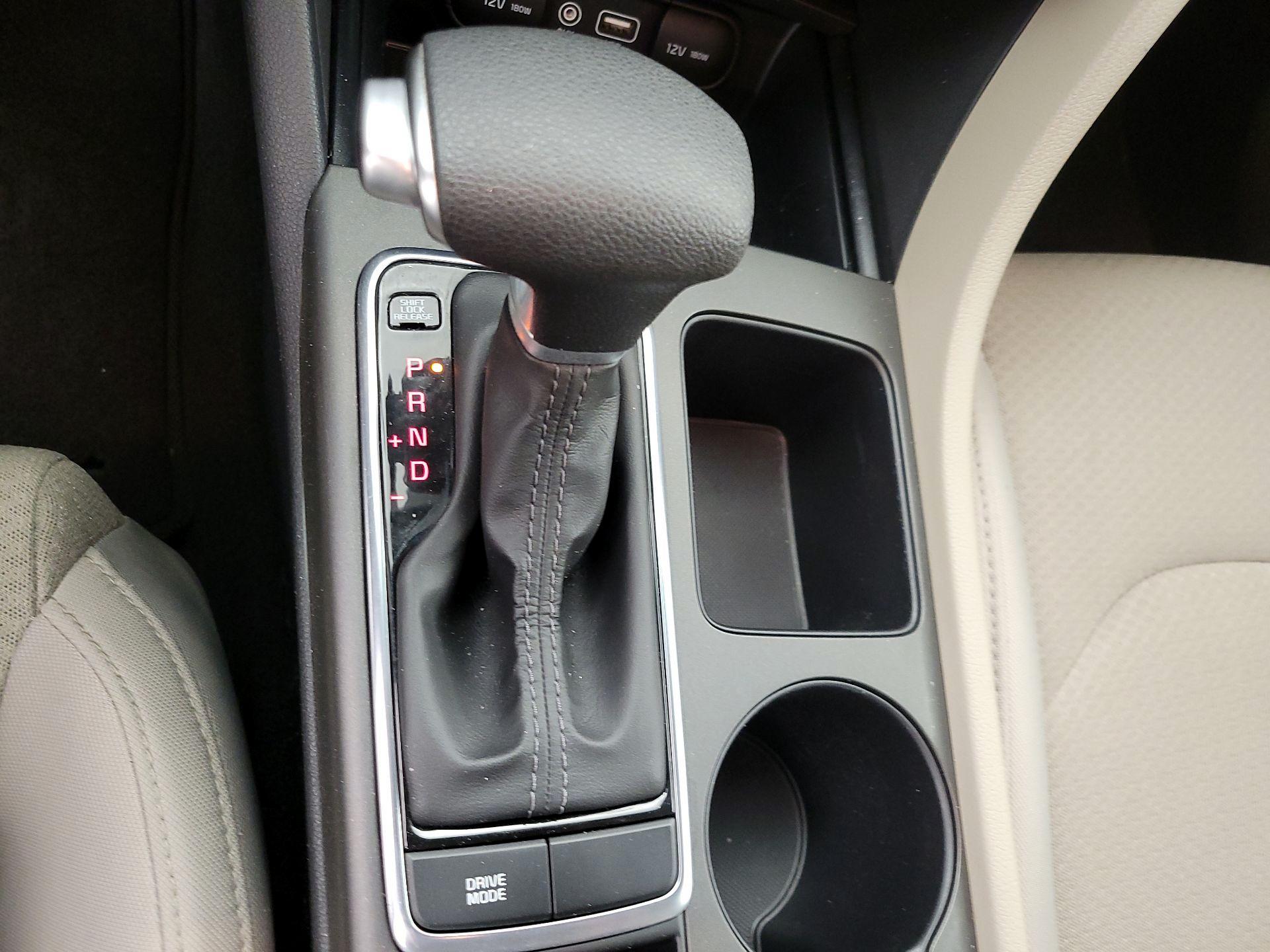 Thumbnail: 2016 Kia Optima - 17