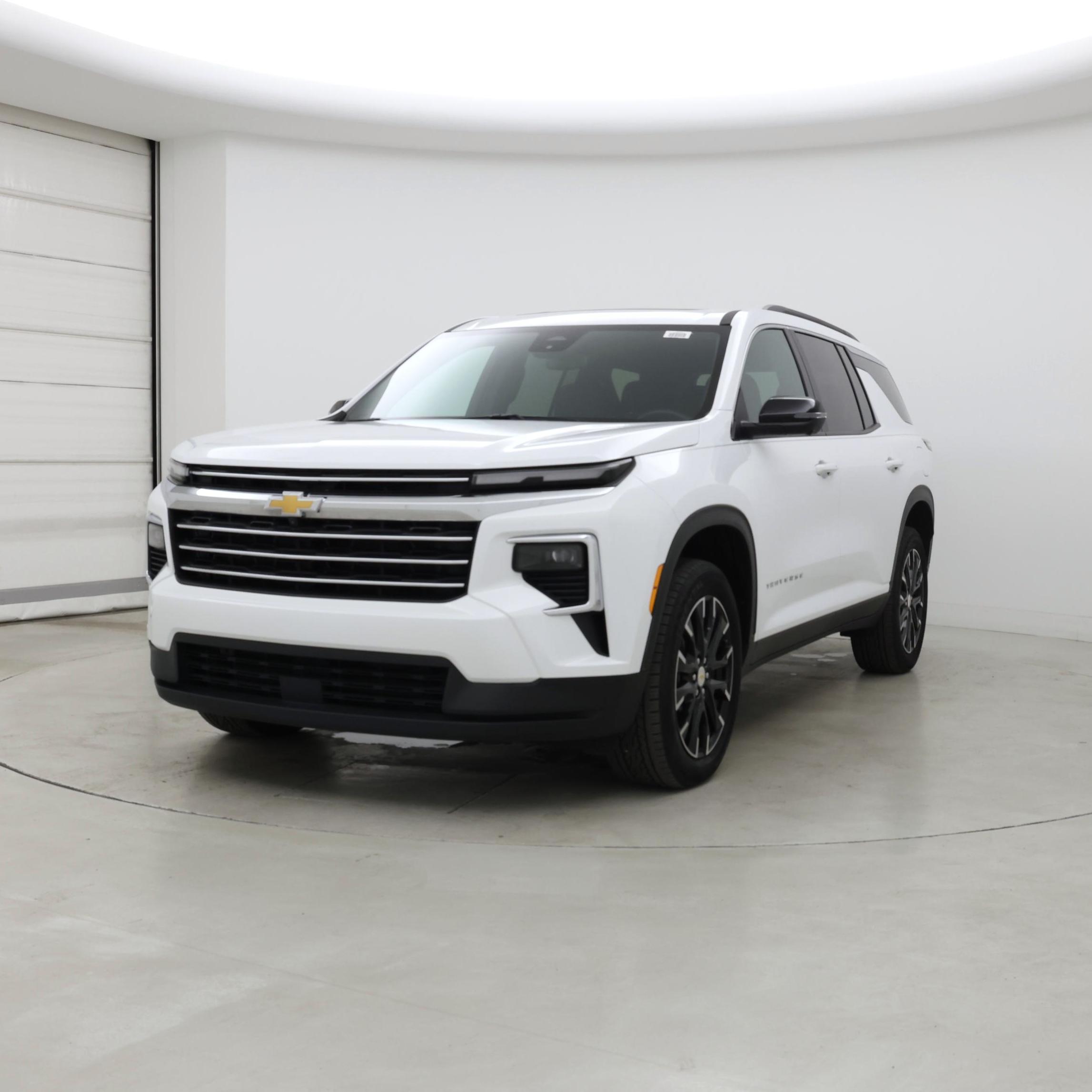Thumbnail: 2025 Chevrolet Traverse - 4