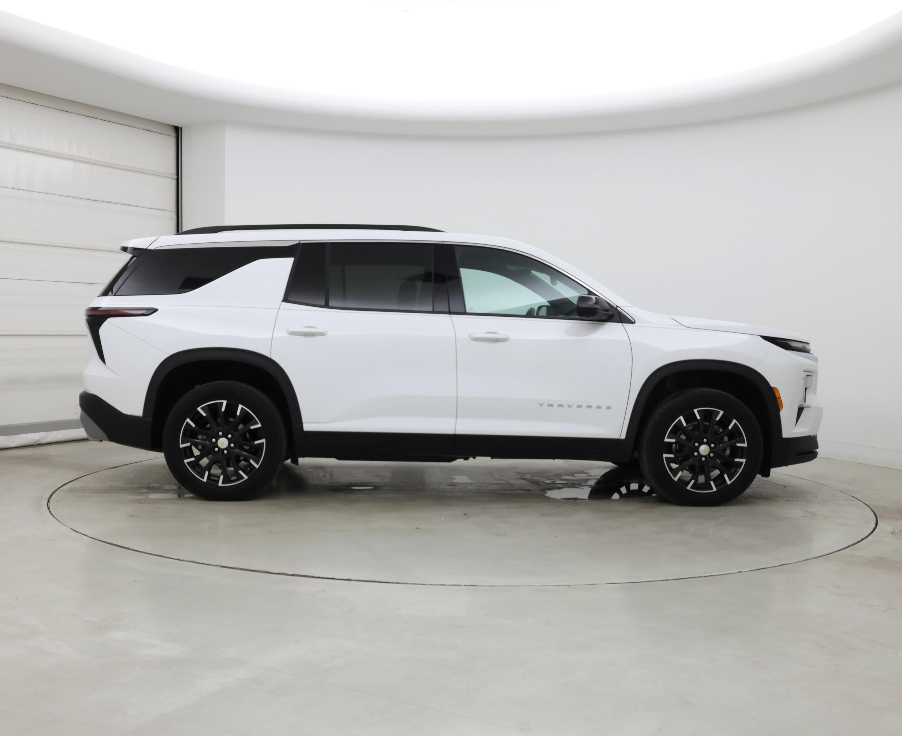 Thumbnail: 2025 Chevrolet Traverse - 7