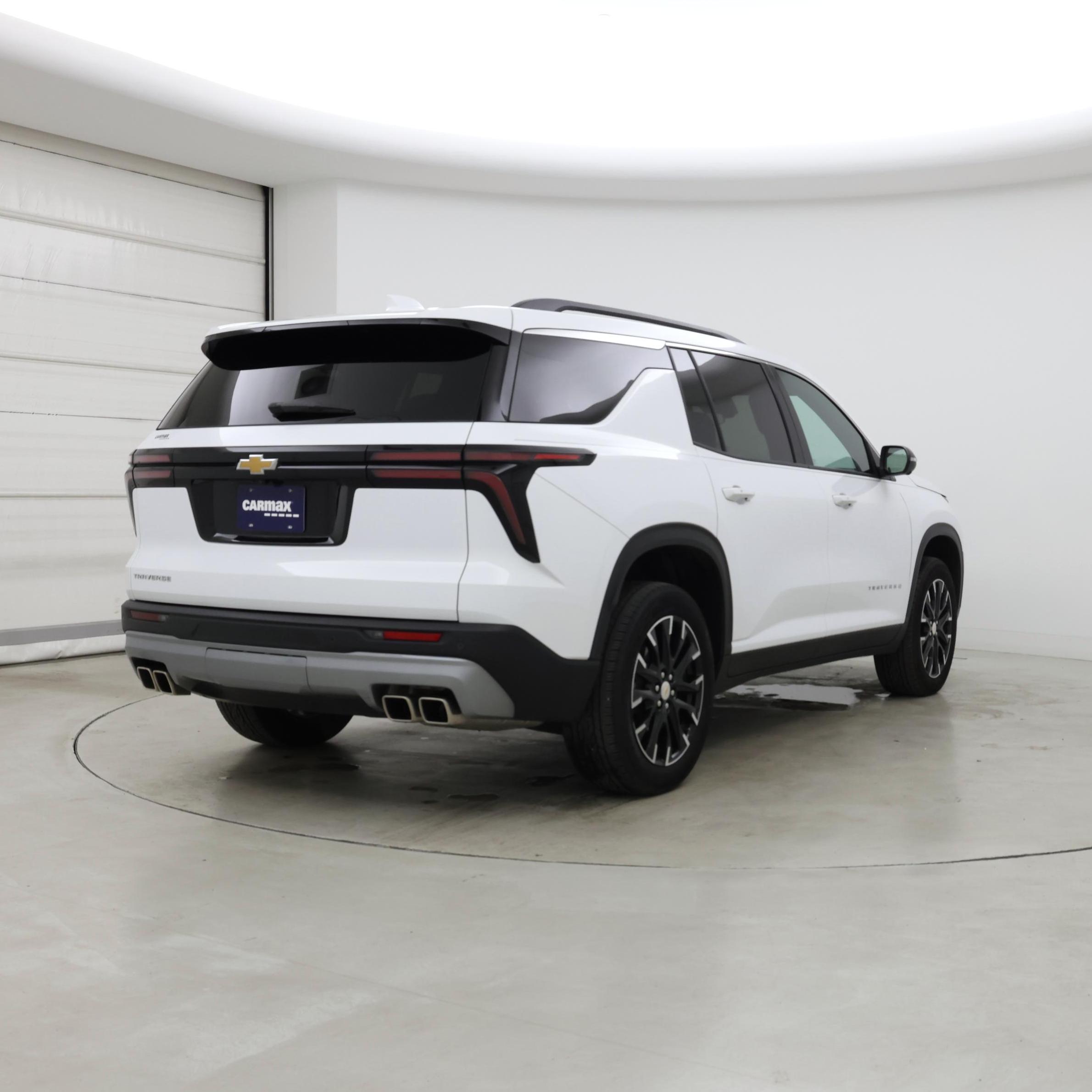 Thumbnail: 2025 Chevrolet Traverse - 8