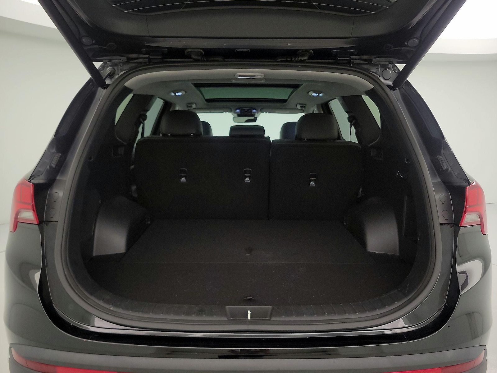 2023 Hyundai Santa Fe Limited - Photo 23