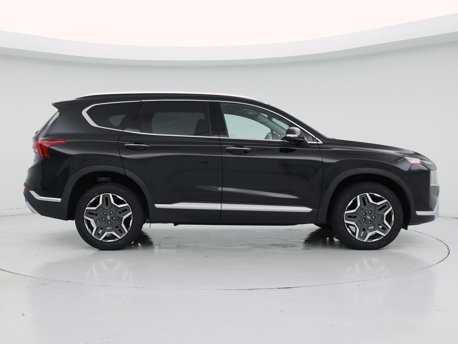 2023 Hyundai Santa Fe Limited - Photo 8