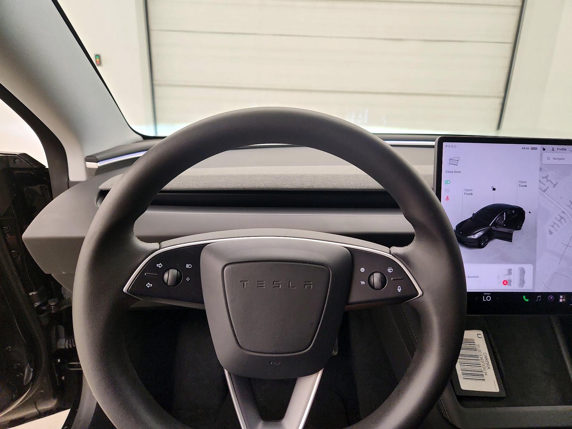 Thumbnail: 2025 Tesla Model 3 - 10