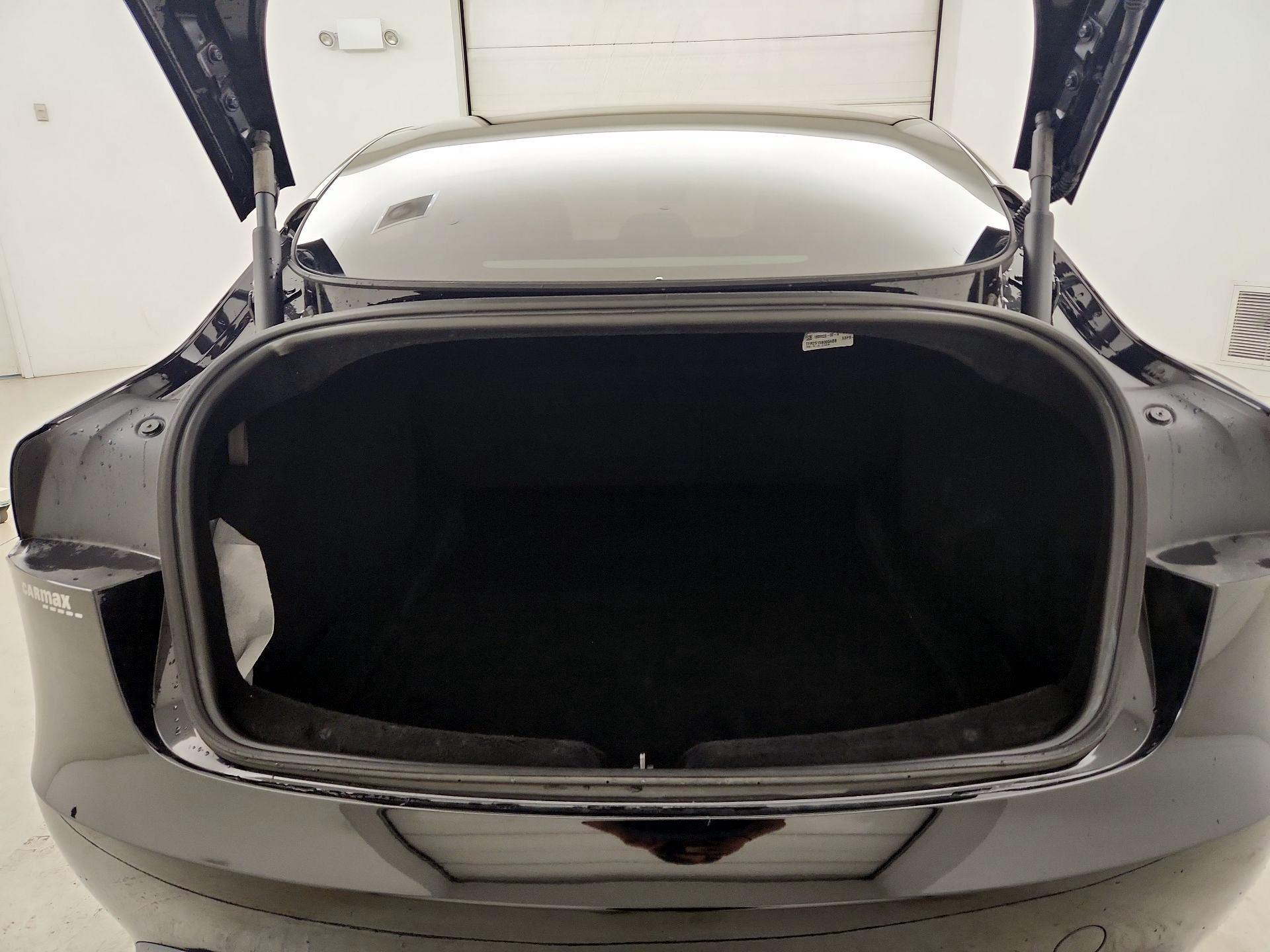 Thumbnail: 2025 Tesla Model 3 - 20