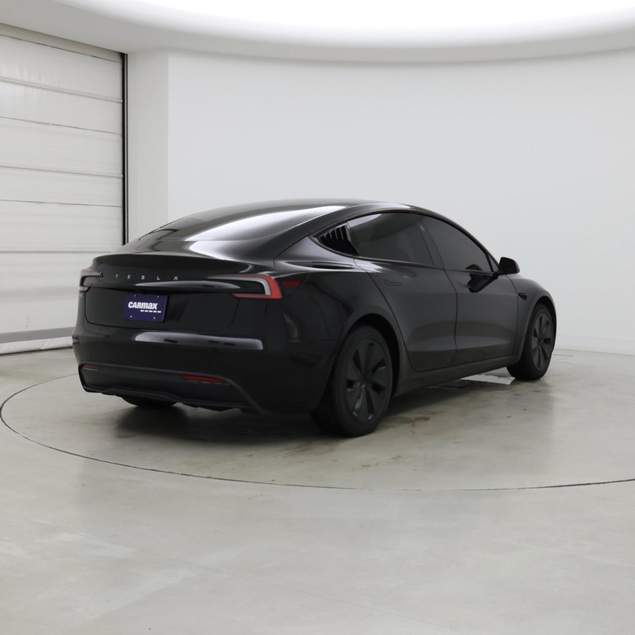 Thumbnail: 2025 Tesla Model 3 - 8