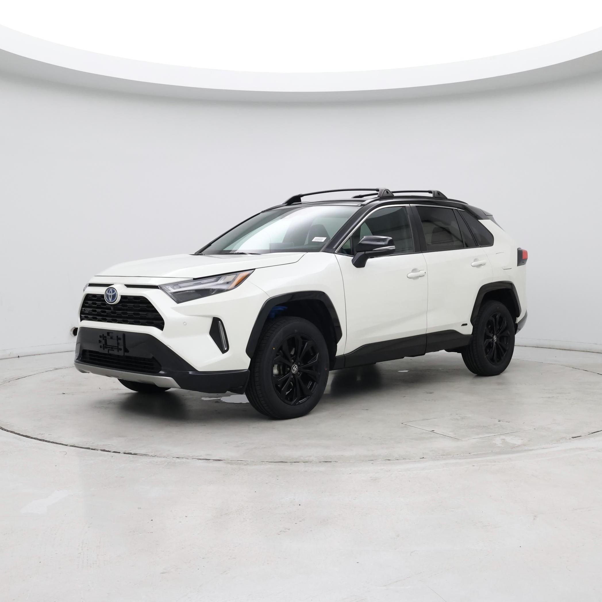 Thumbnail: 2022 Toyota RAV4 - 3