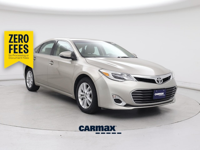 Gold 2015 Toyota Avalon Sedan Front-Wheel Drive Automatic