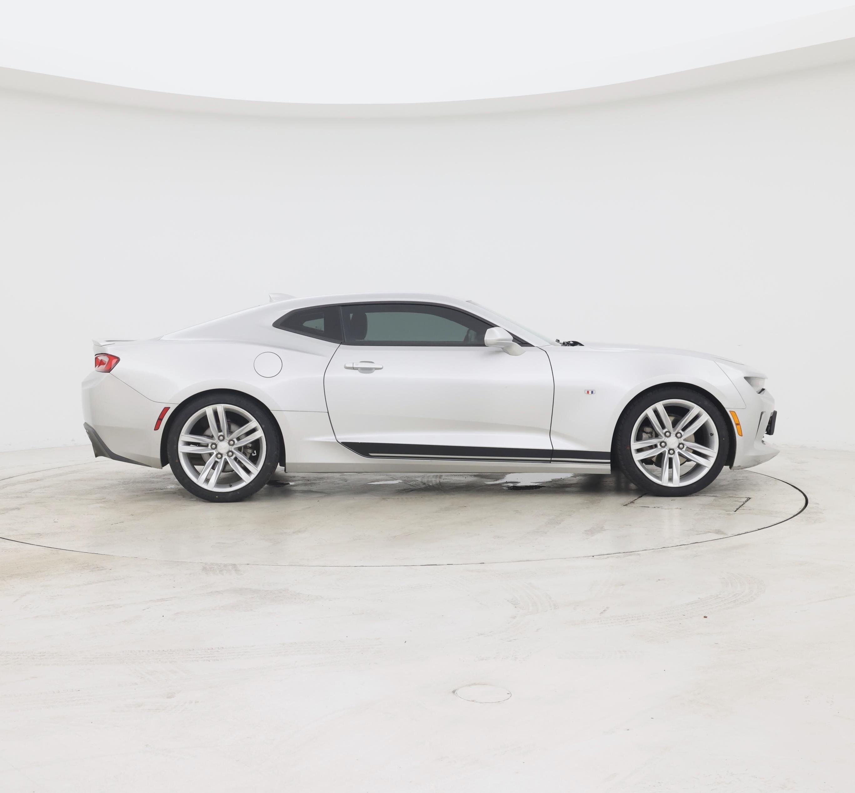 Thumbnail: 2018 Chevrolet Camaro - 7