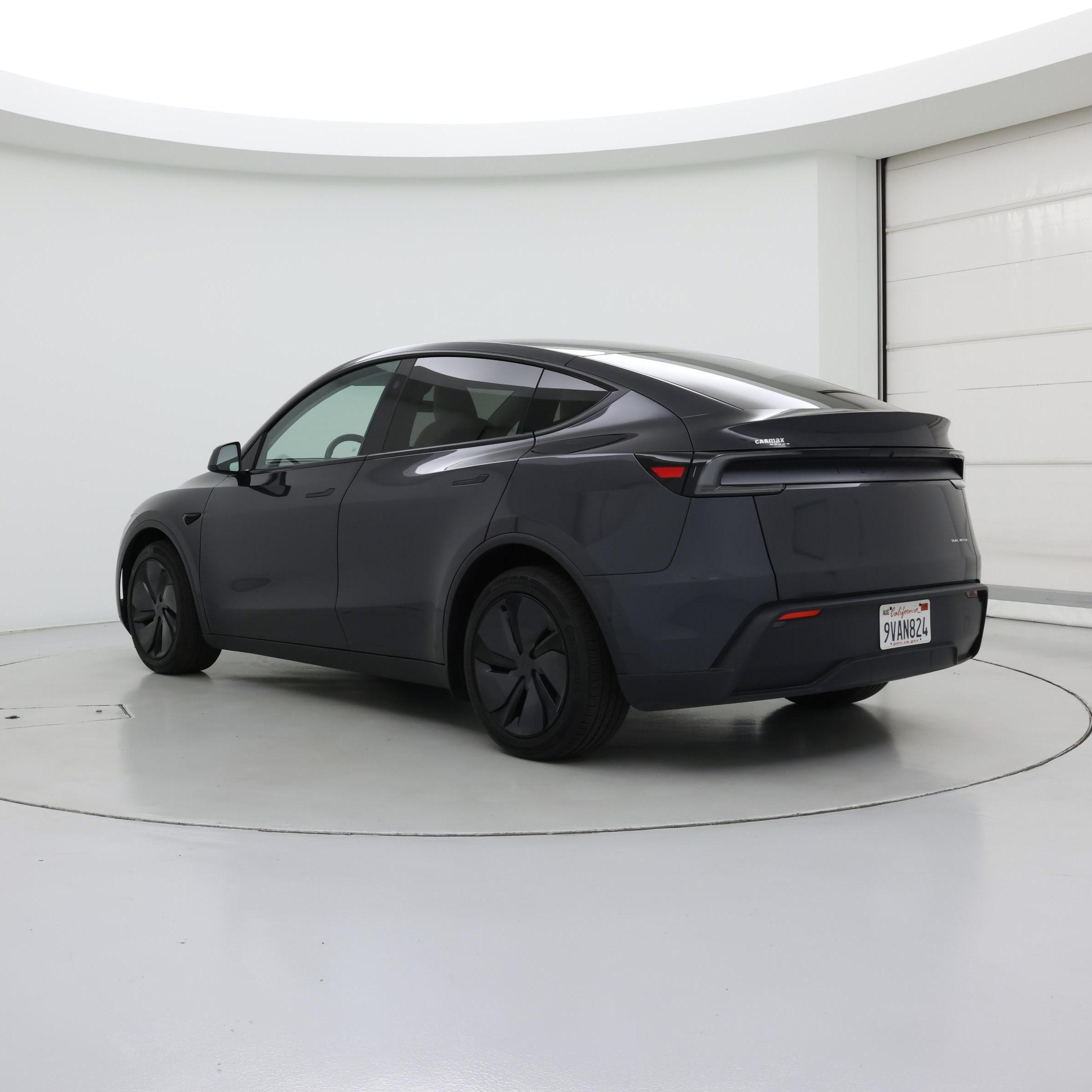 Thumbnail: 2026 Tesla Model Y - 2