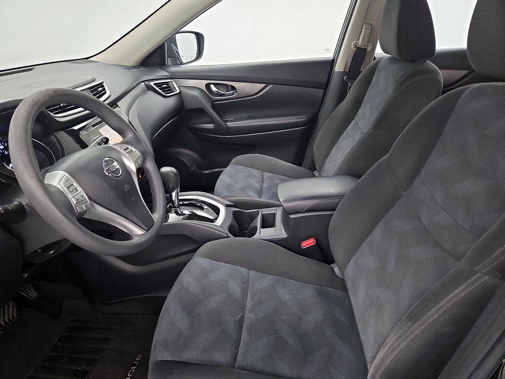 Thumbnail: 2015 Nissan Rogue - 11