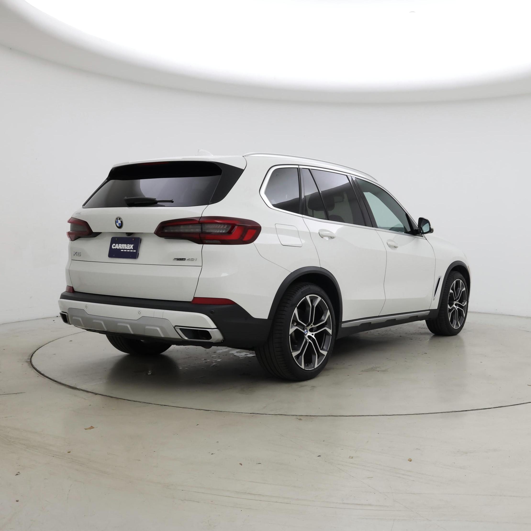 Thumbnail: 2021 BMW X5 - 8