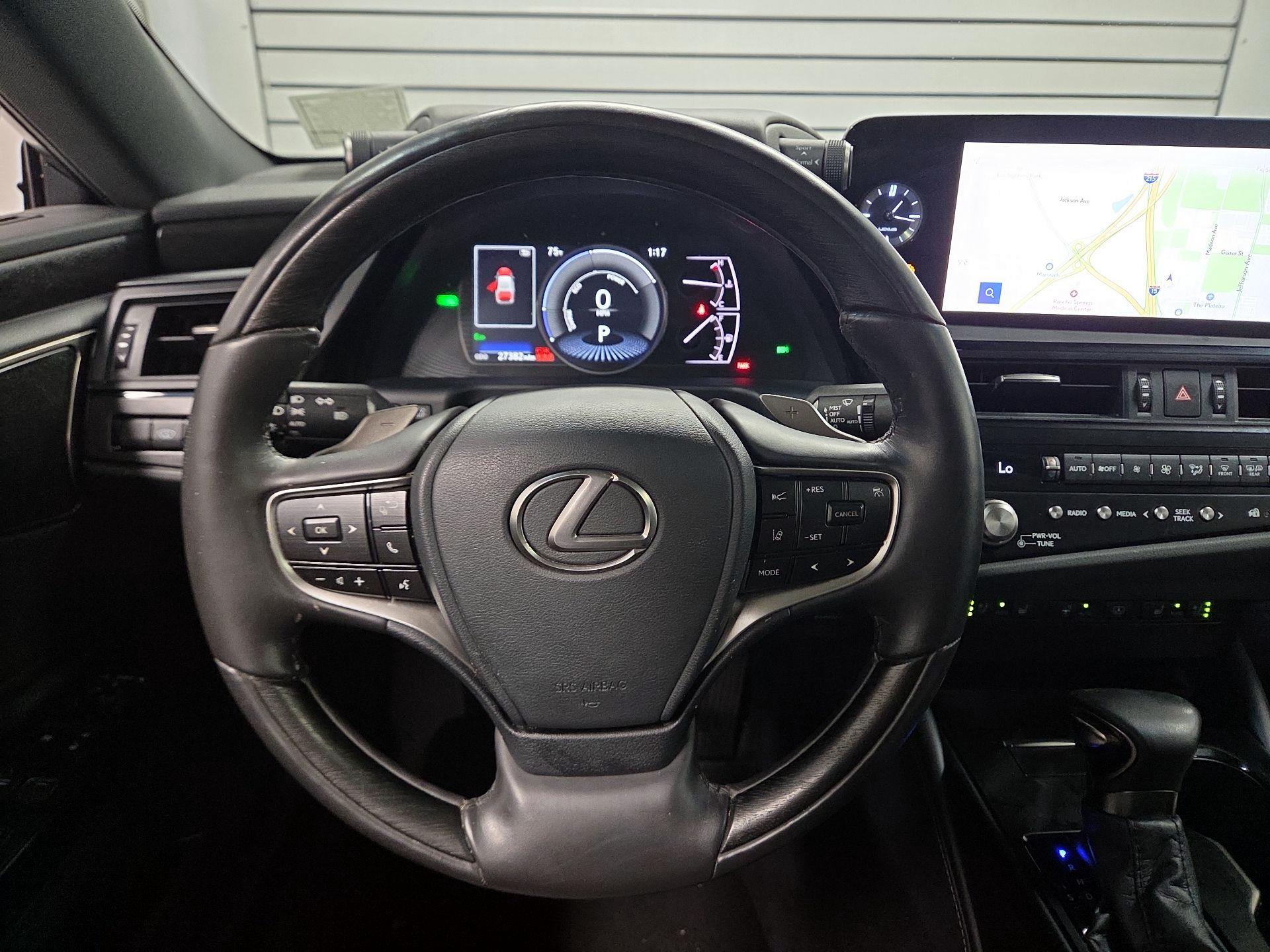 Thumbnail: 2025 Lexus ES - 10