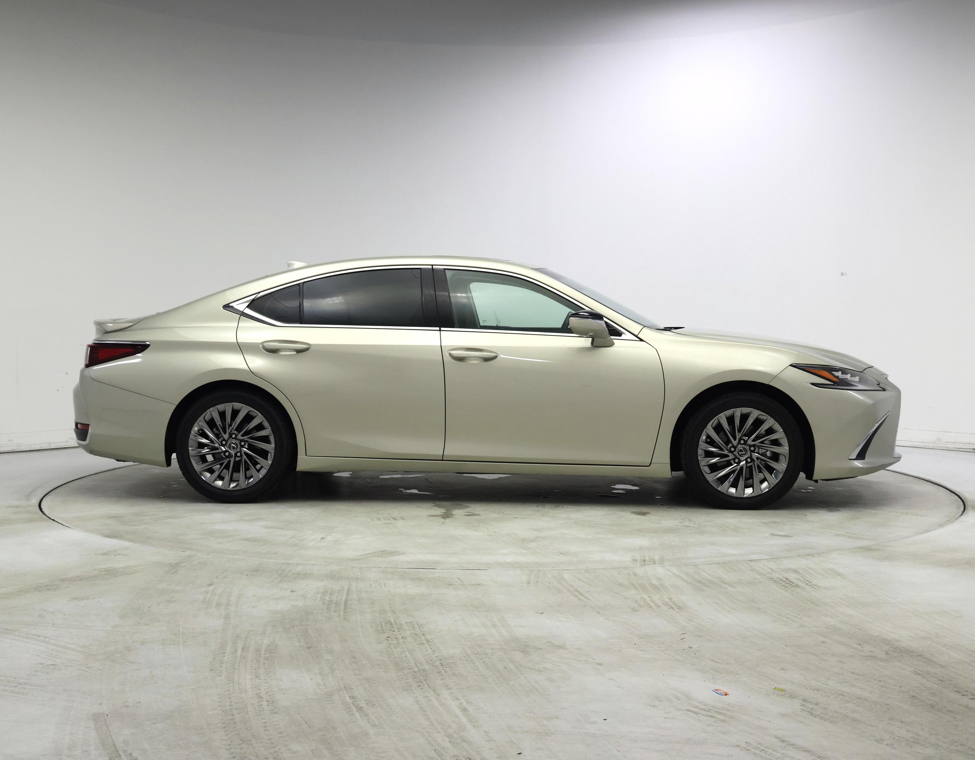 Thumbnail: 2025 Lexus ES - 7