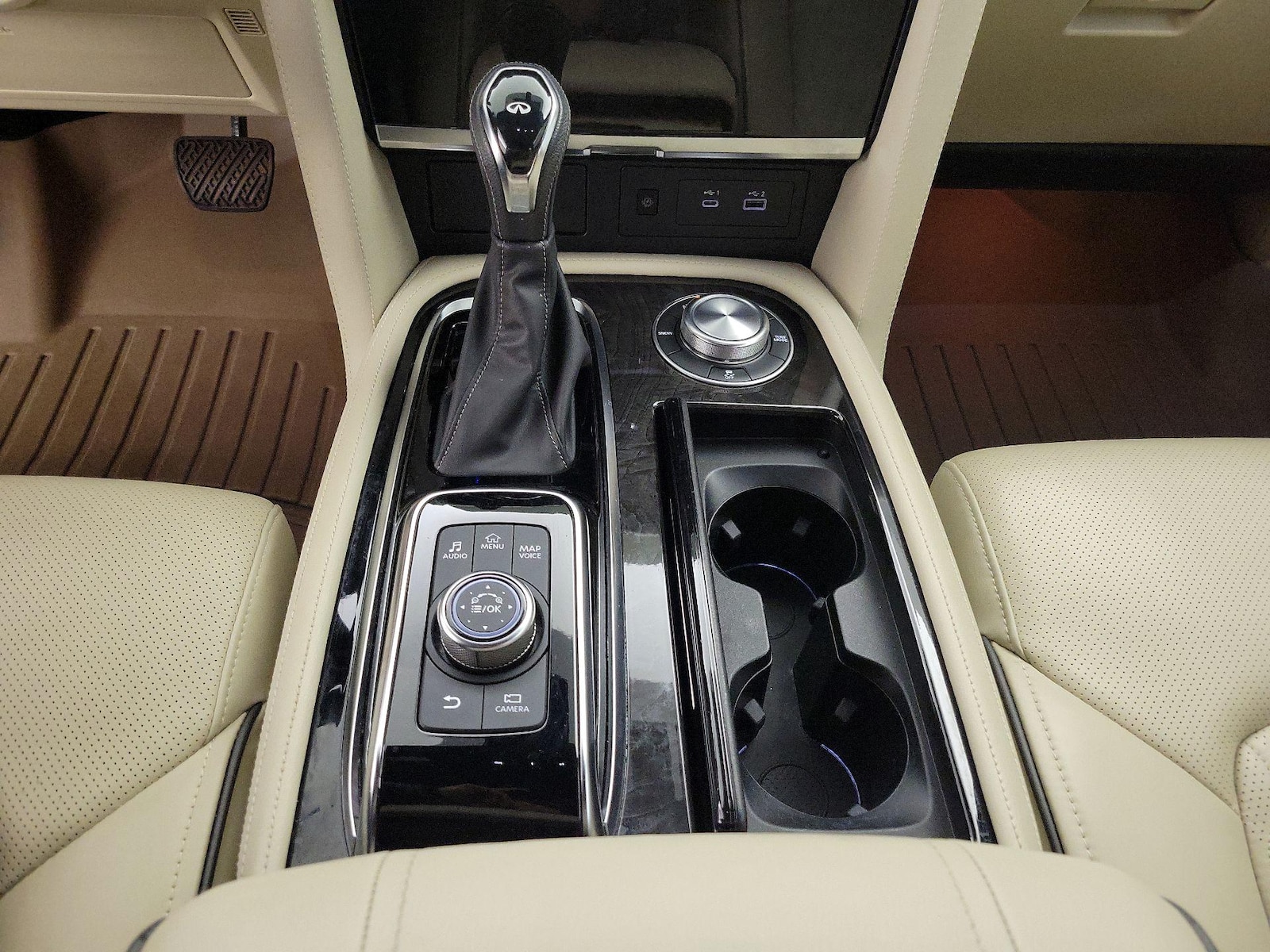 2023 INFINITI QX80 Sensory 4WD - Photo 19
