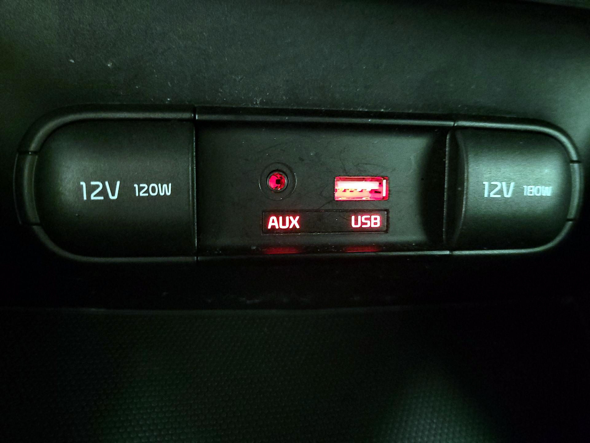 Thumbnail: 2019 Kia Soul - 18