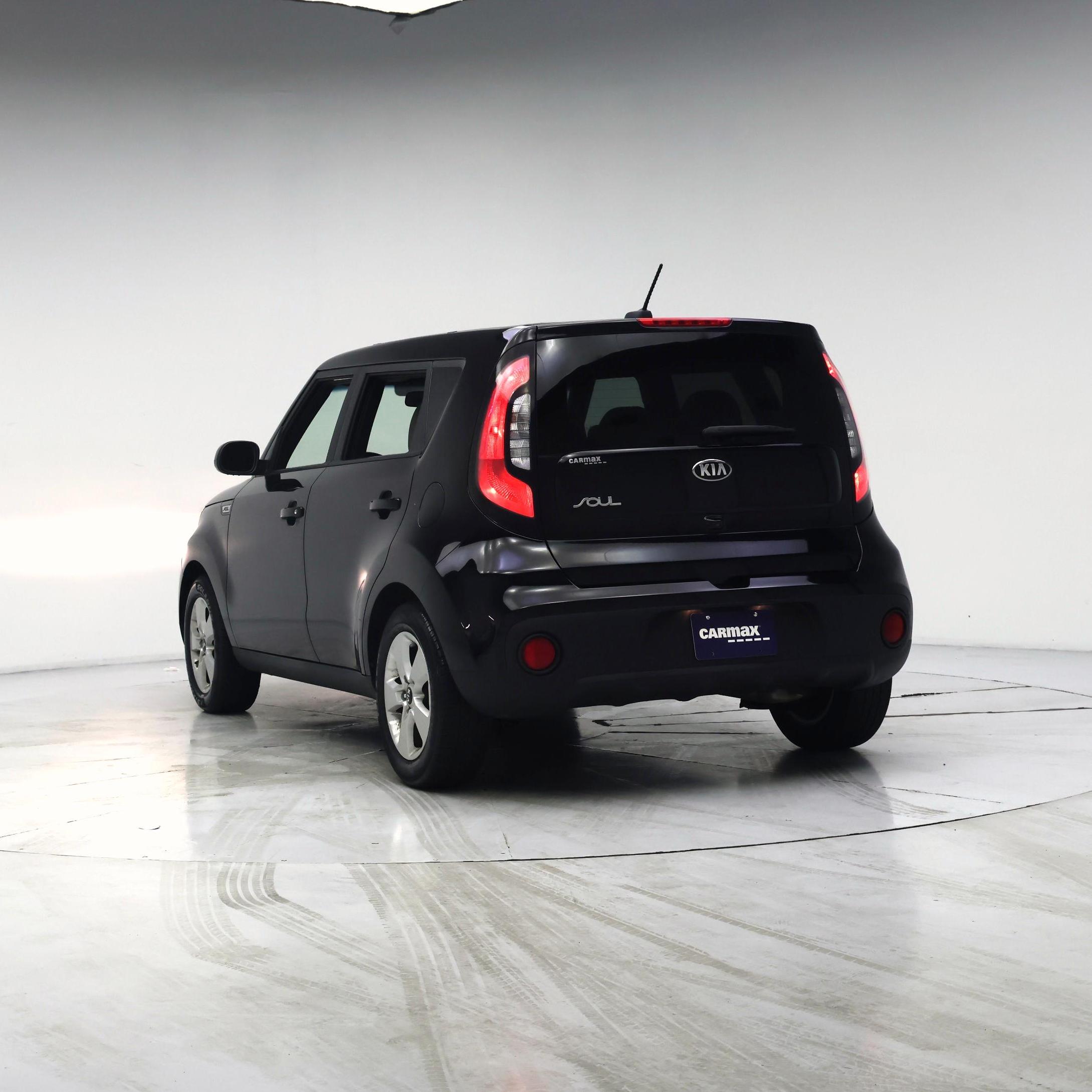 Thumbnail: 2019 Kia Soul - 2