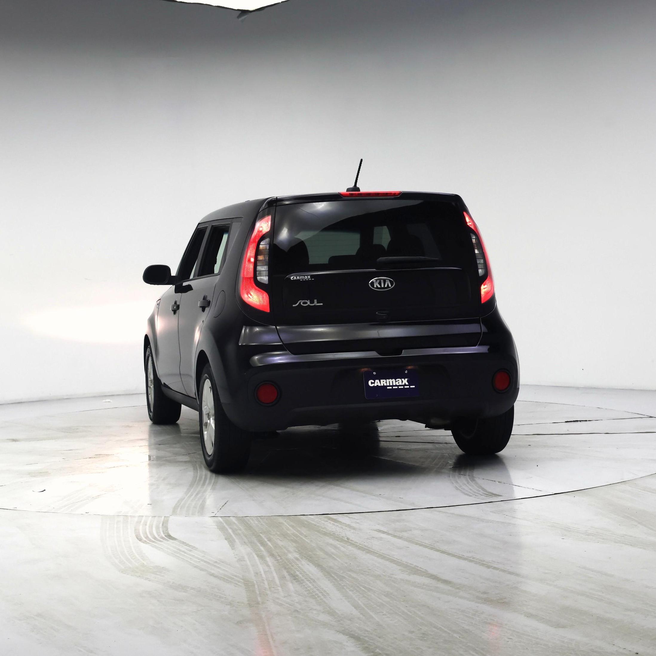 Thumbnail: 2019 Kia Soul - 6
