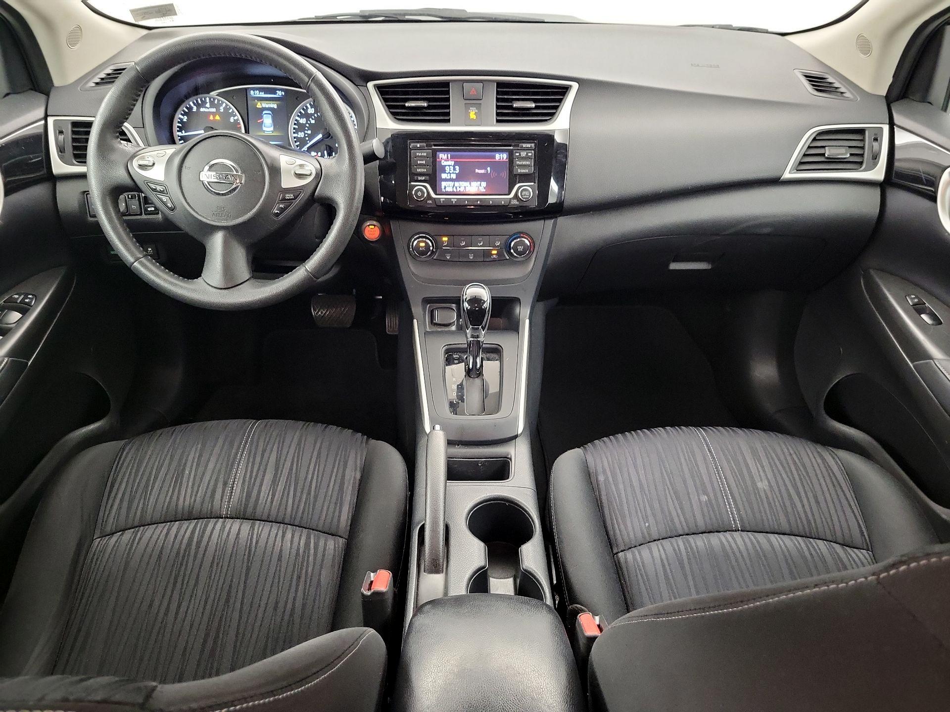 Thumbnail: 2017 Nissan Sentra - 9