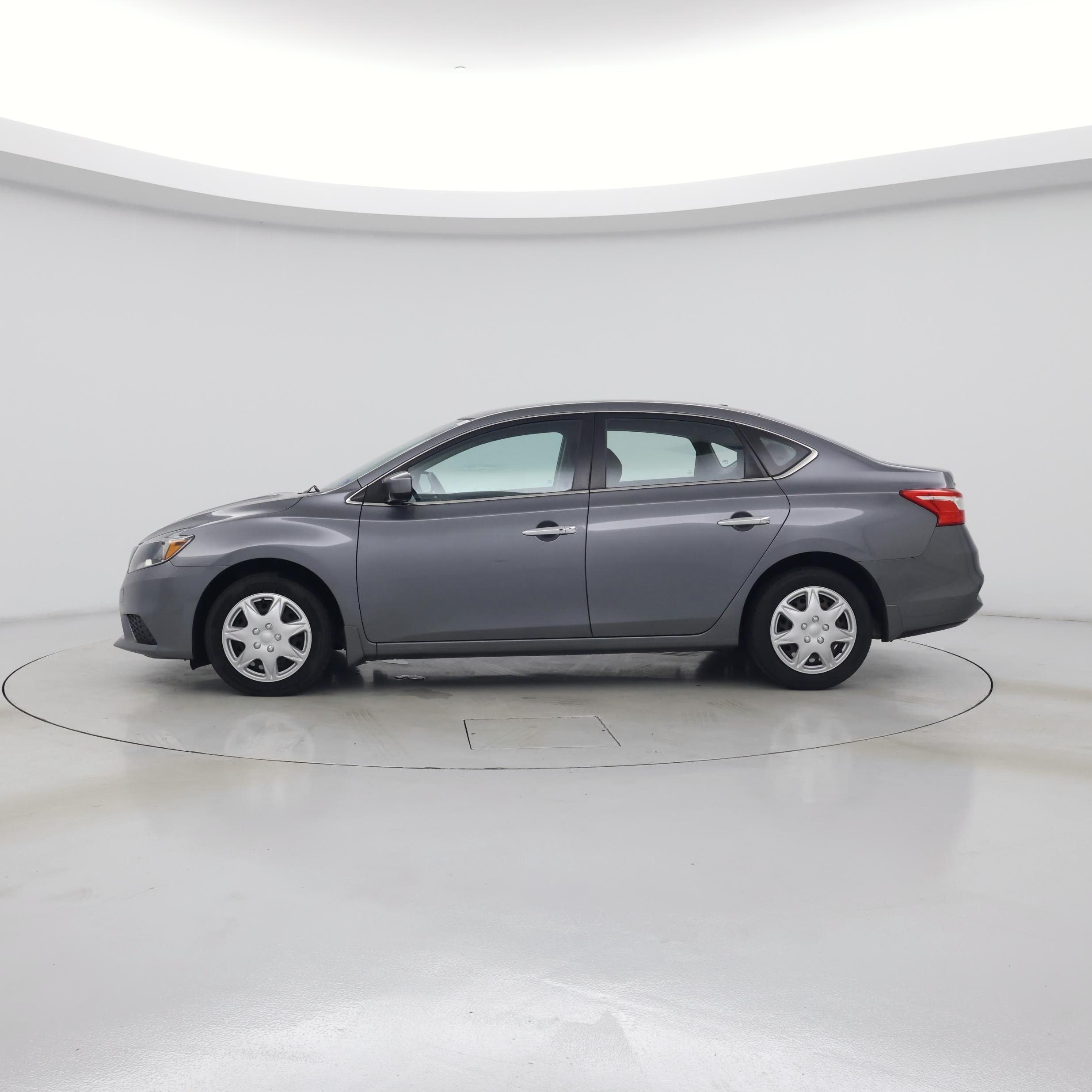 Thumbnail: 2017 Nissan Sentra - 3