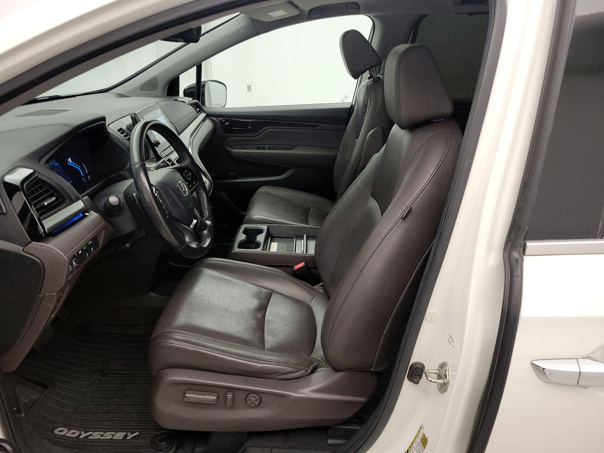 Thumbnail: 2018 Honda Odyssey - 11