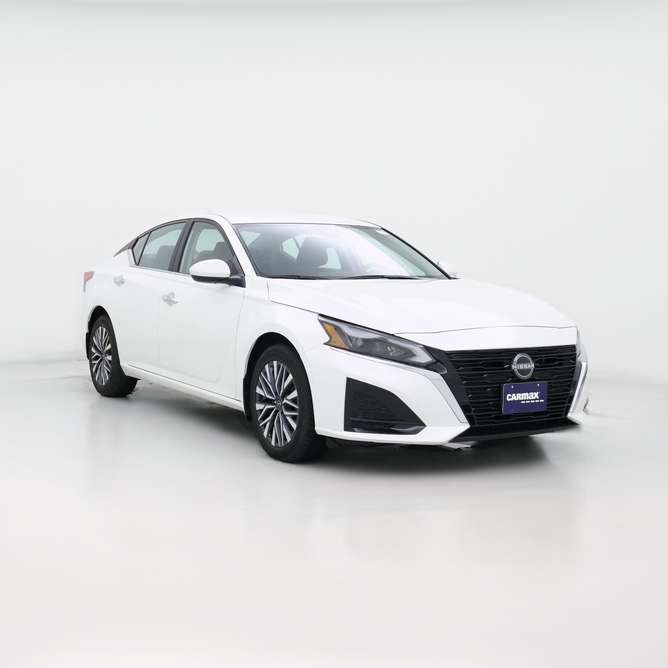 Thumbnail: 2023 Nissan Altima - 1