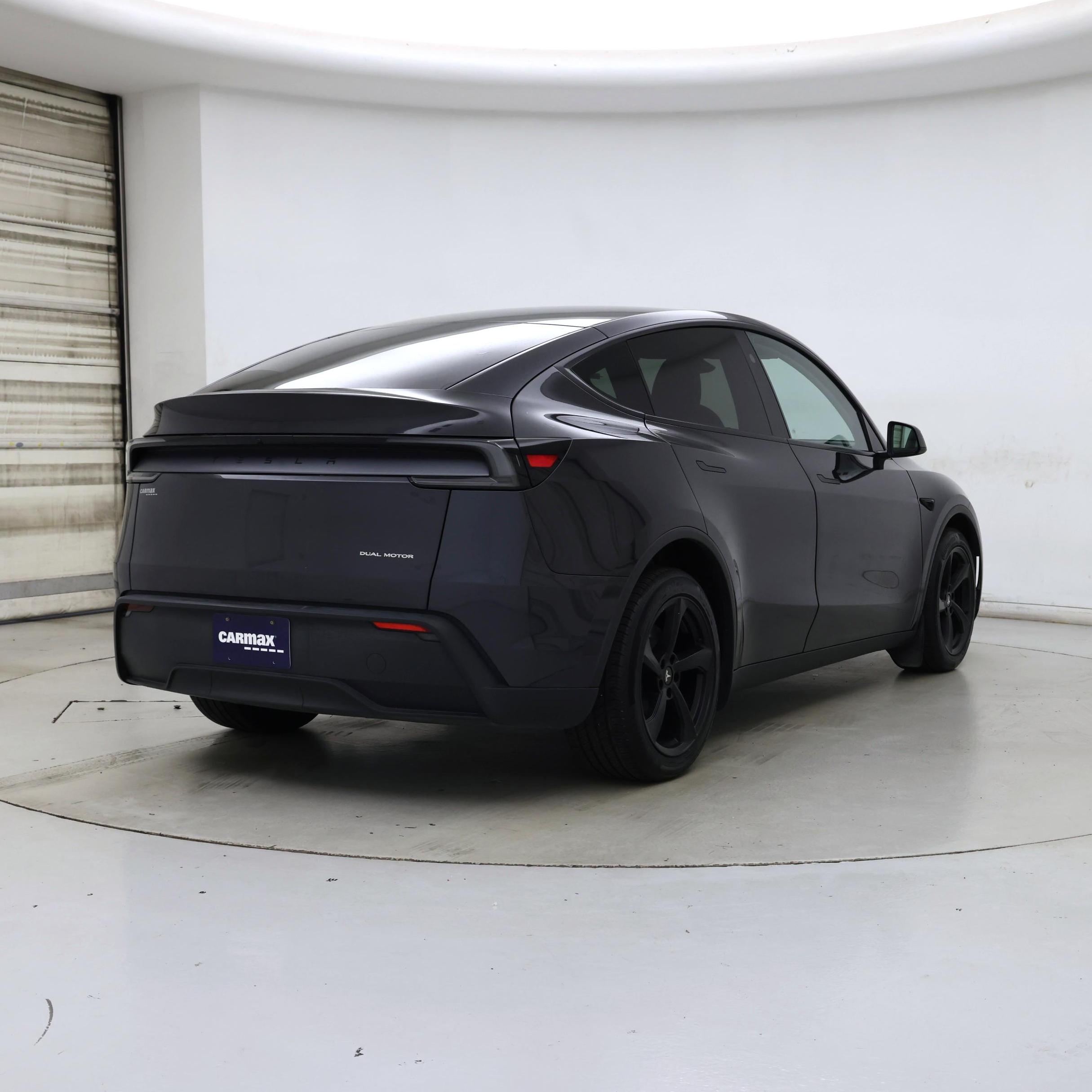 Thumbnail: 2026 Tesla Model Y - 8